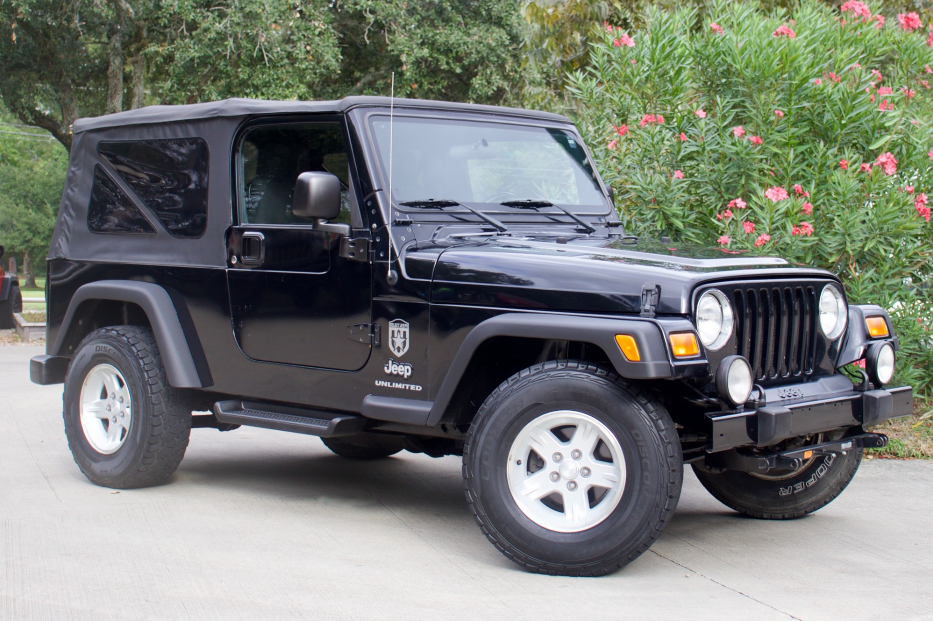 Used-2005-Jeep-Wrangler-Unlimited For Sale | Select Jeeps Inc. Used-2005-Jeep-Wrangler-Unlimited