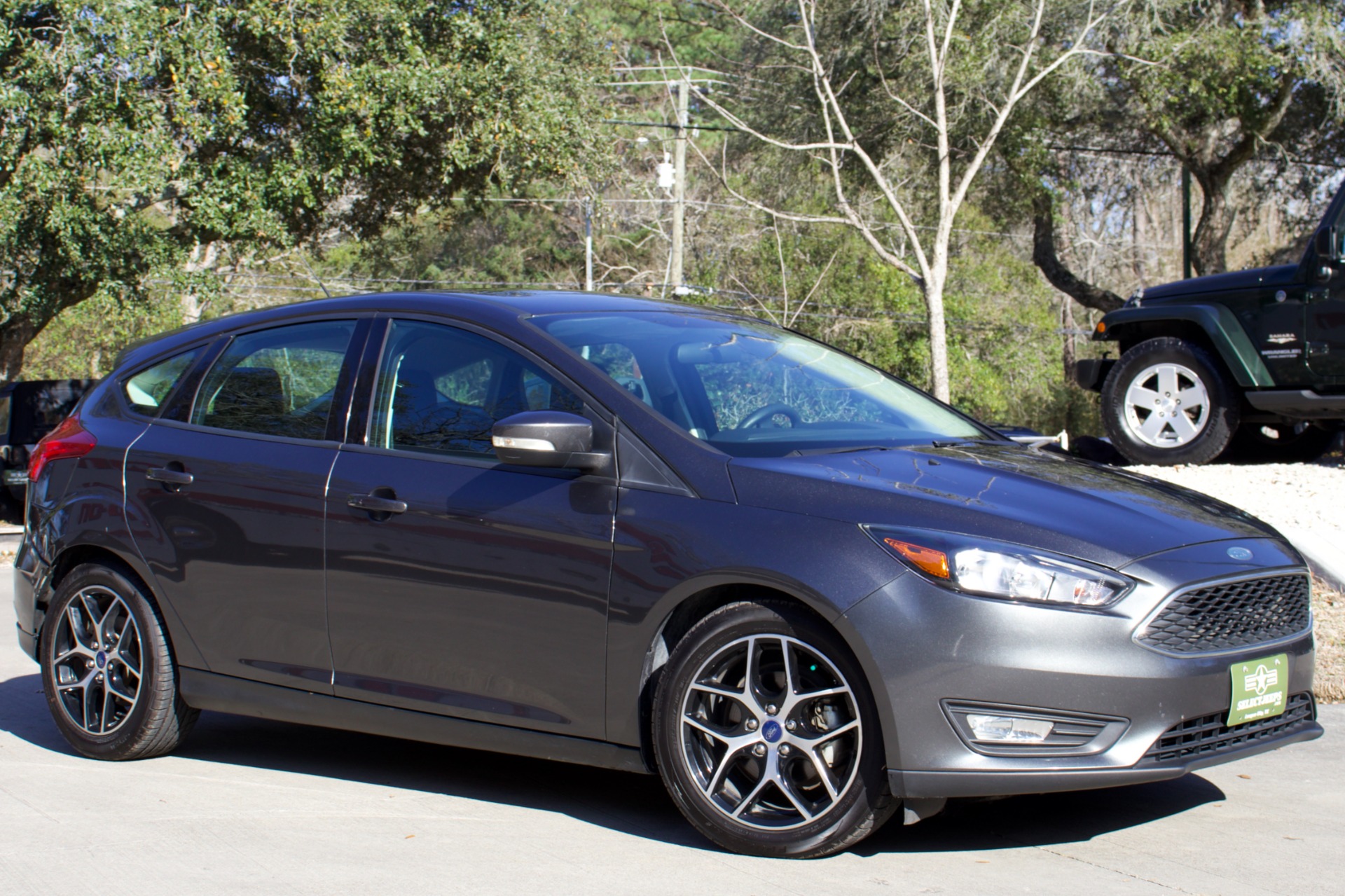 Used-2018-Ford-Focus-SEL