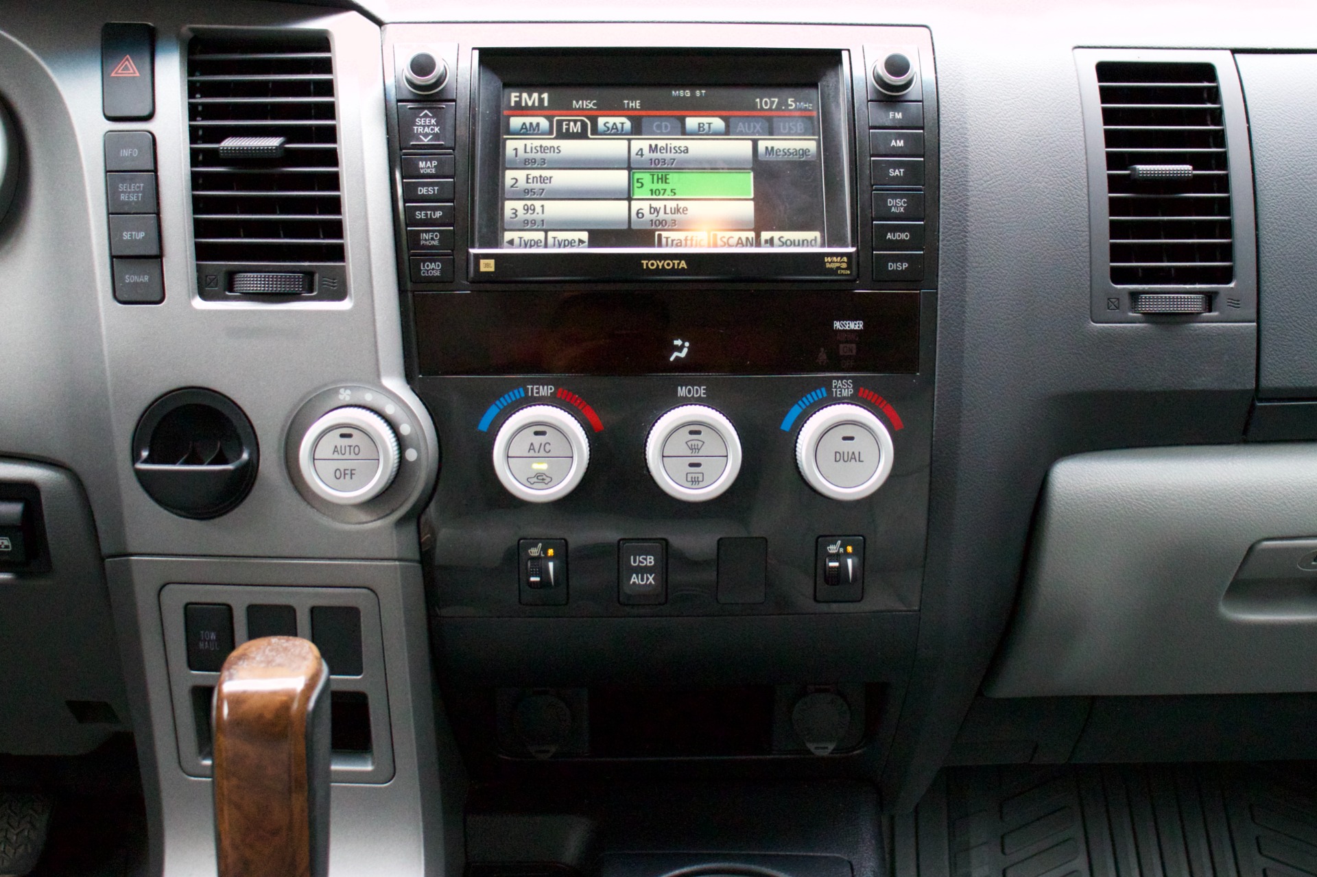 Used-2011-Toyota-Tundra-Limited