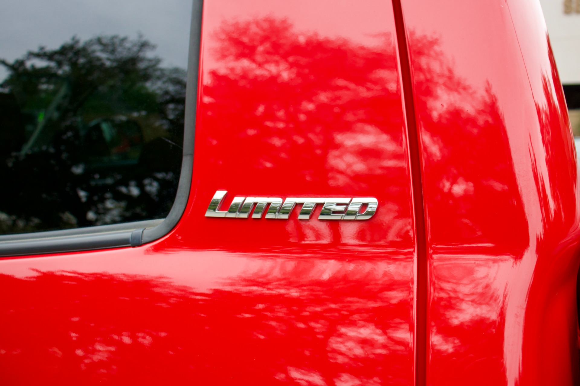 Used-2011-Toyota-Tundra-Limited