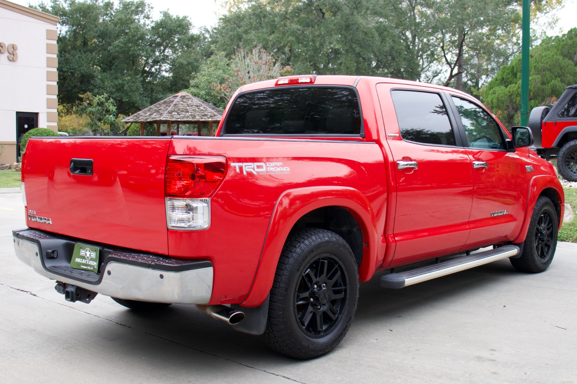 Used-2011-Toyota-Tundra-Limited