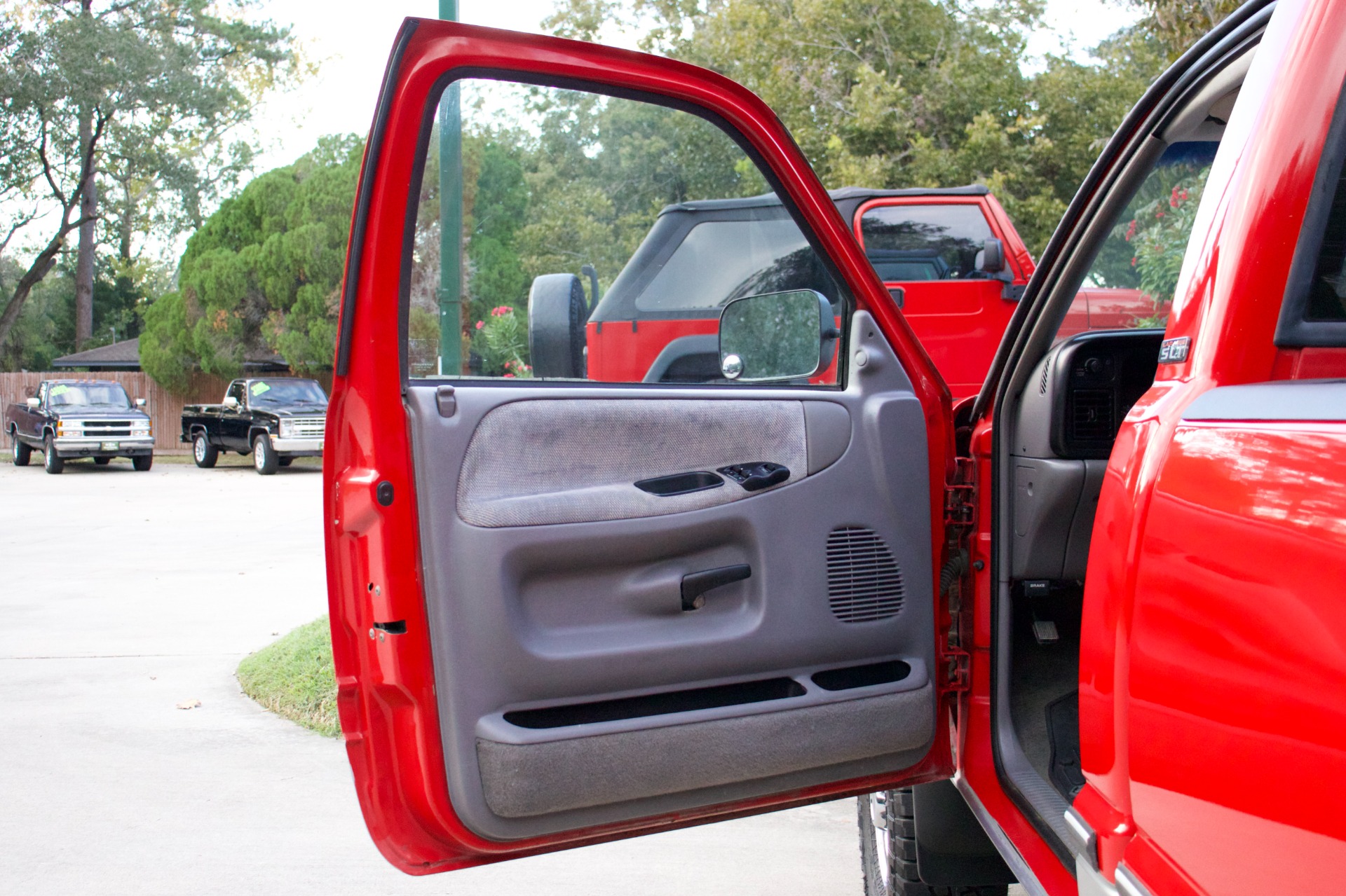 Used-1994-Dodge-Ram-Pickup-2500-4x4-Laramie-SLT