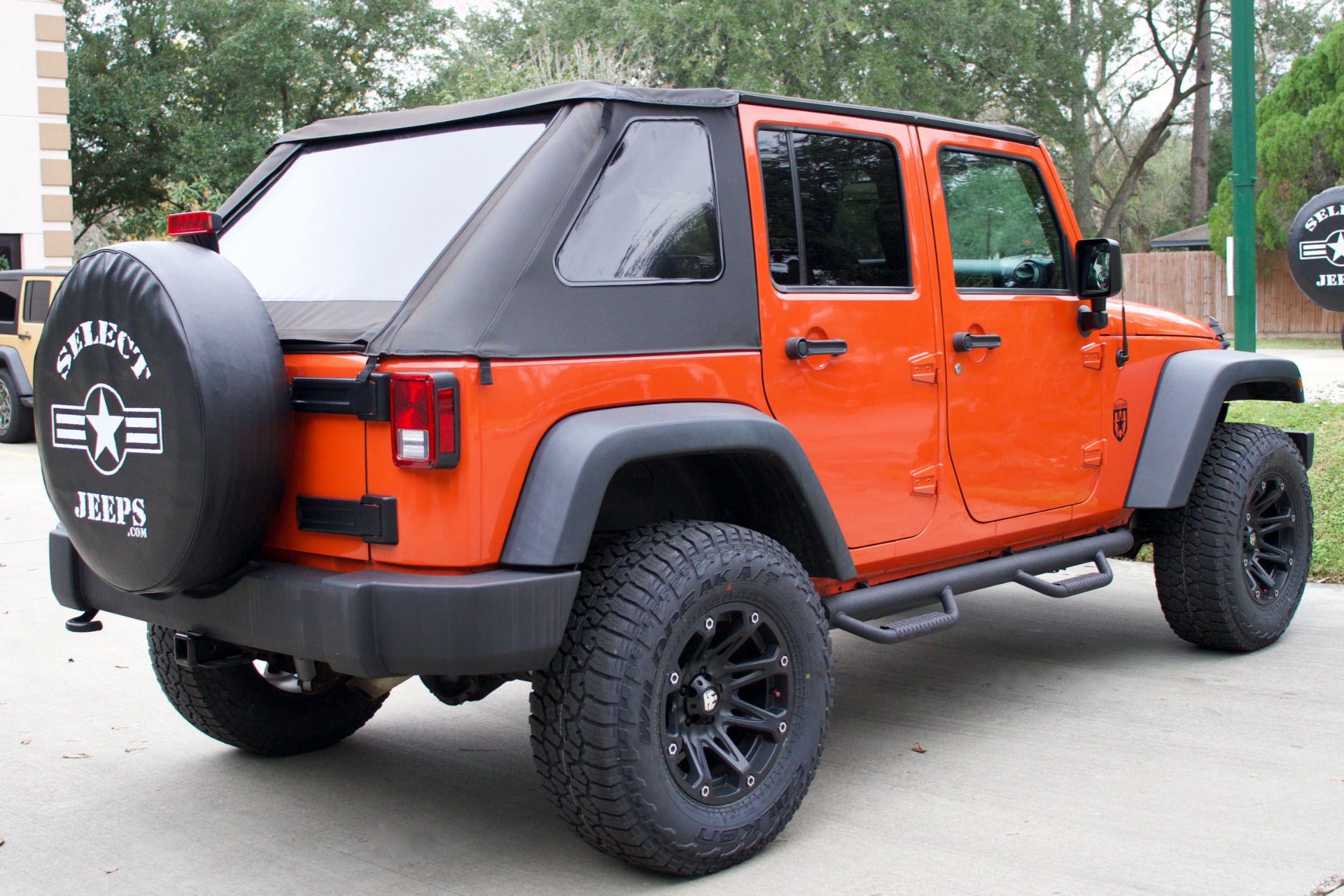 Used-2015-Jeep-Wrangler-Unlimited-Sport