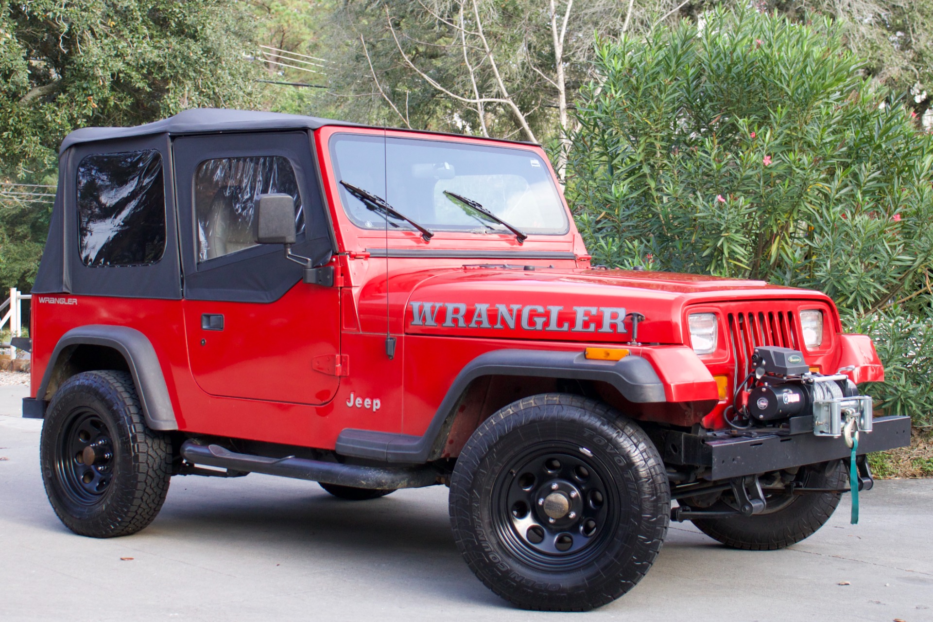 Used-1995-Jeep-Wrangler