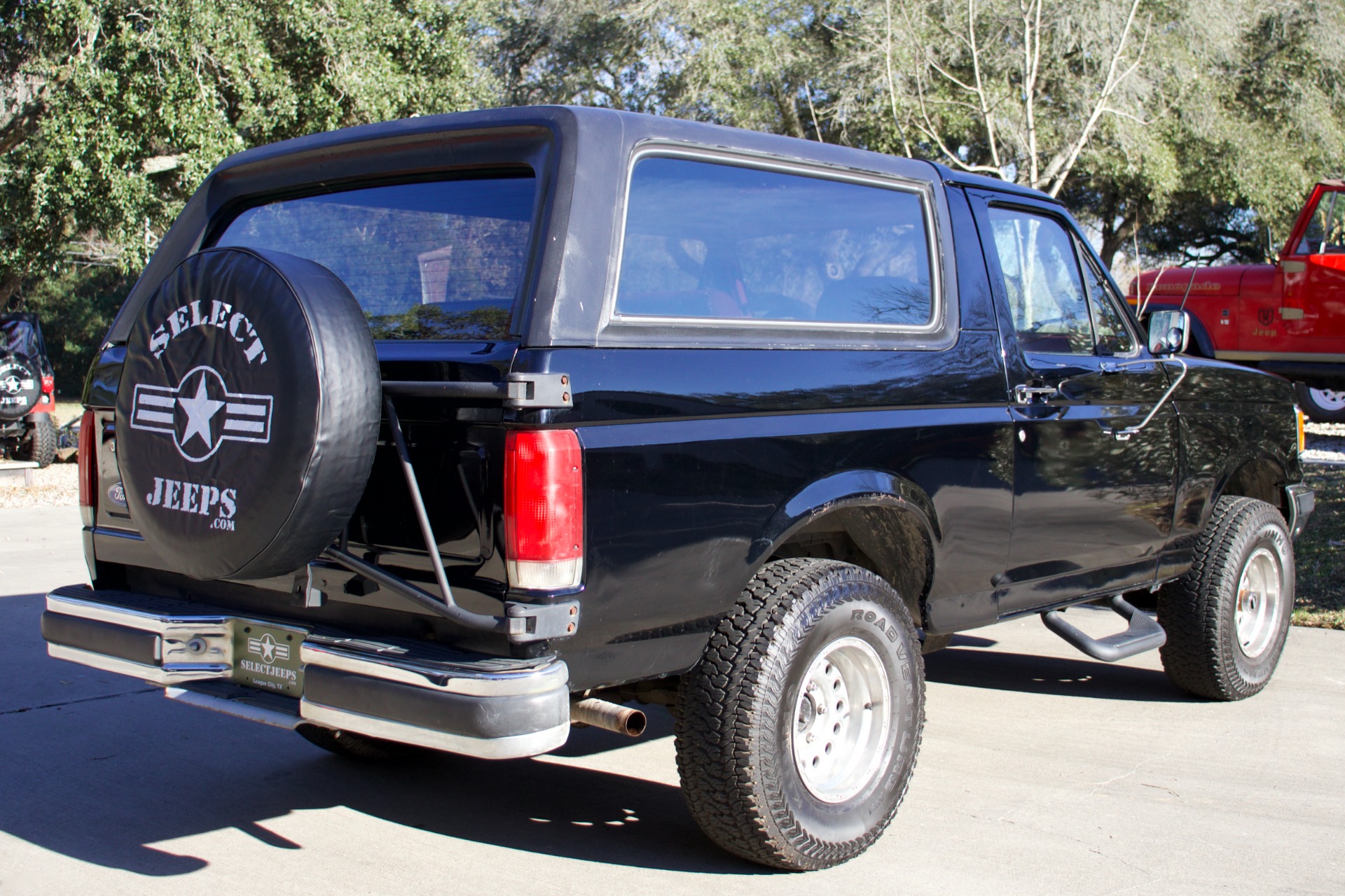 Used-1989-Ford-Bronco-XLT