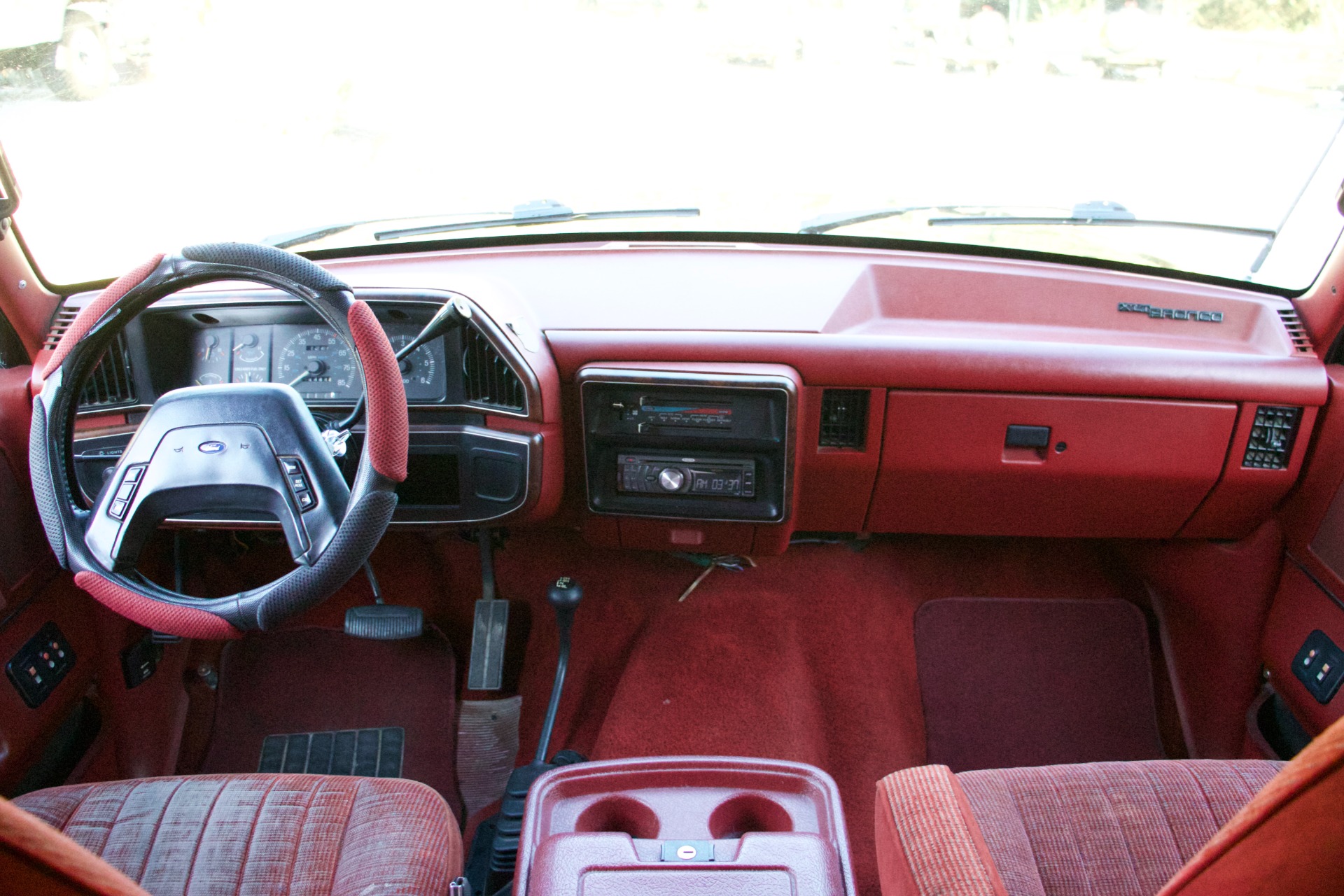 Used-1989-Ford-Bronco-XLT