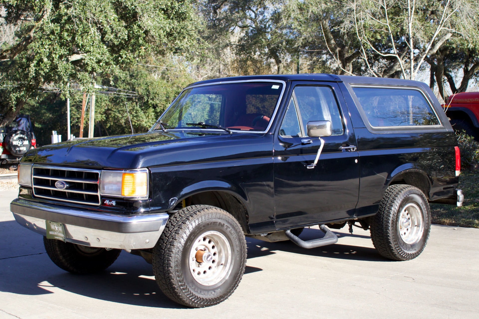 Used-1989-Ford-Bronco-XLT