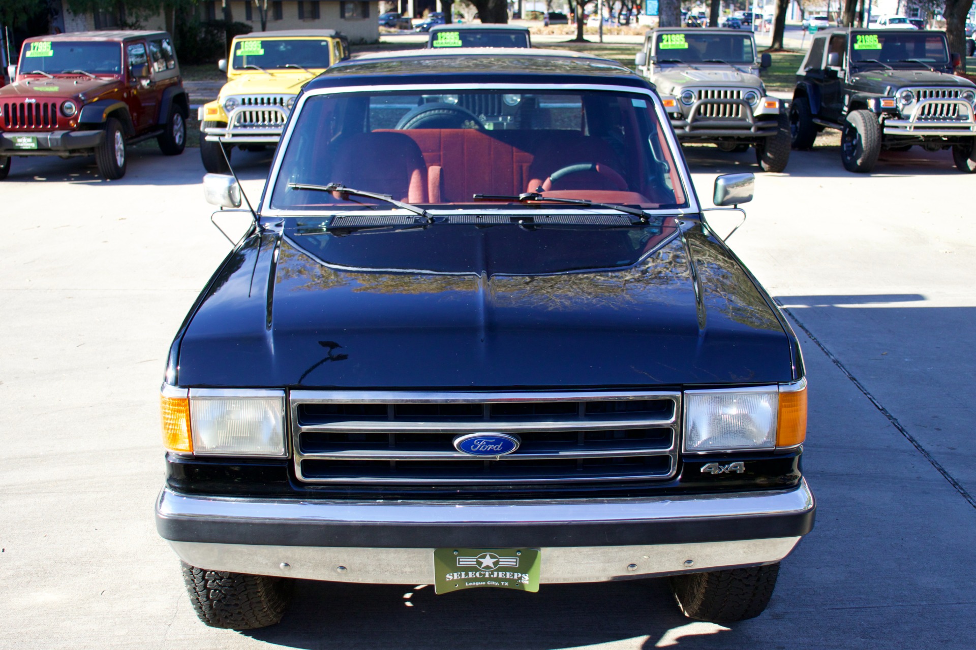 Used-1989-Ford-Bronco-XLT