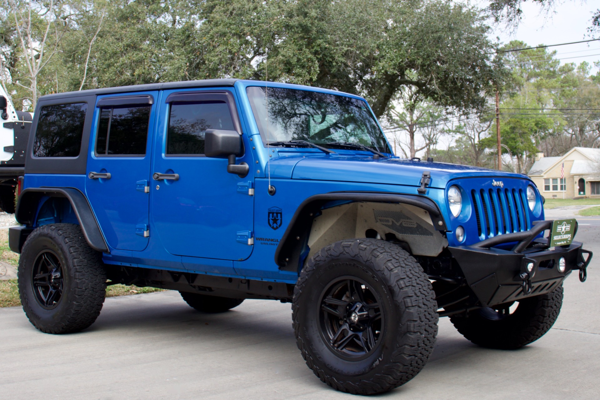 Used-2016-Jeep-Wrangler-Unlimited-Sport