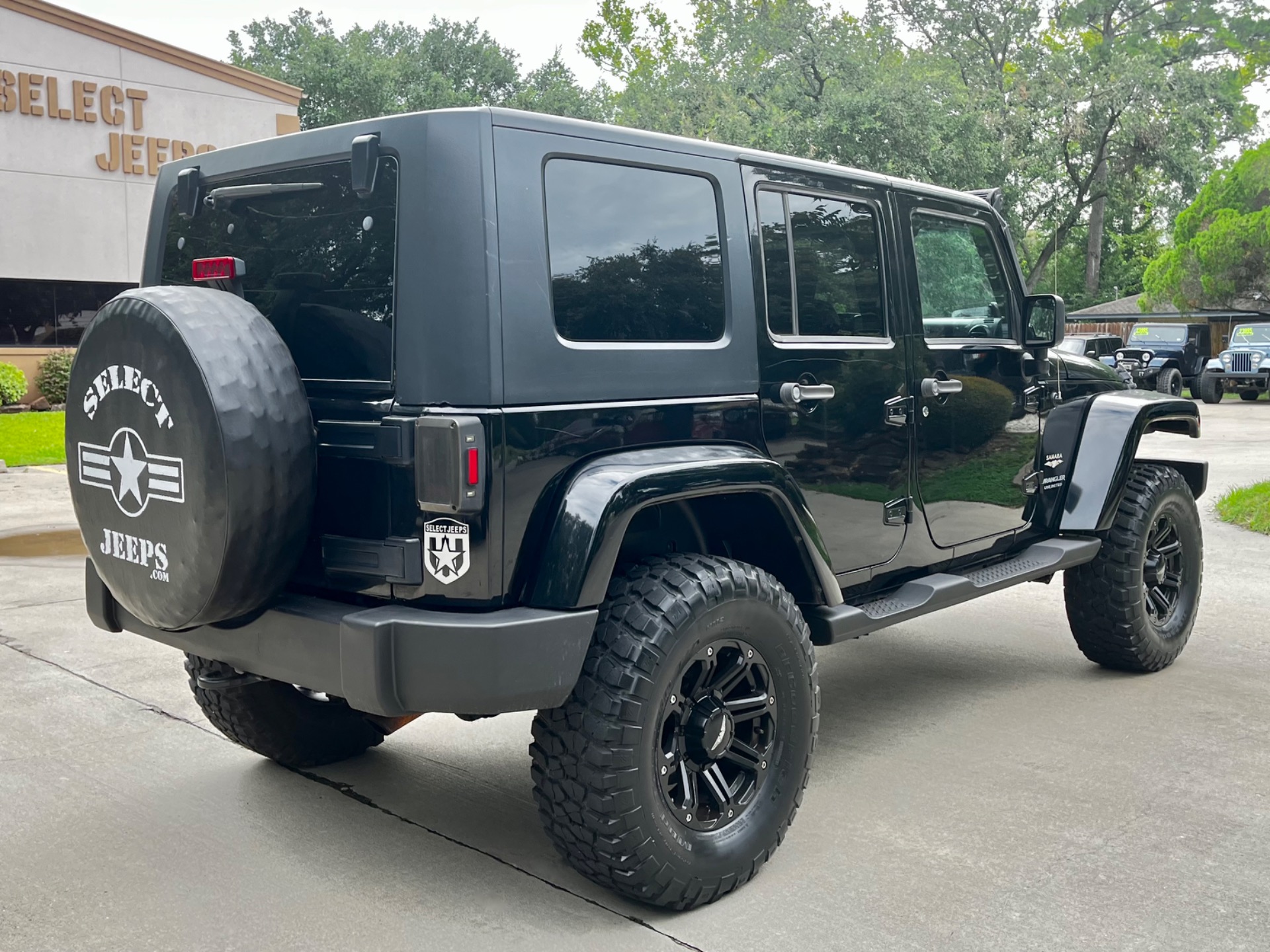 Used-2007-Jeep-Wrangler-Unlimited-Sahara