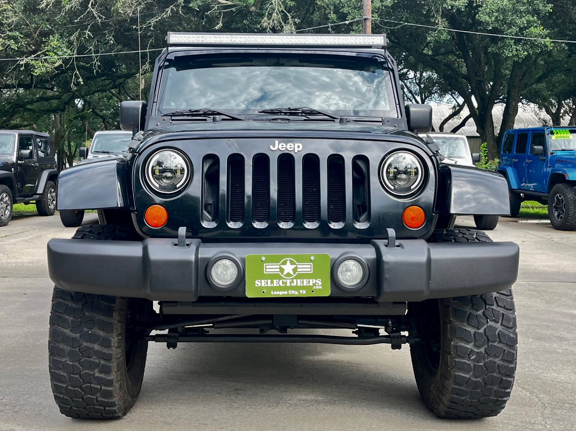 Used-2007-Jeep-Wrangler-Unlimited-Sahara