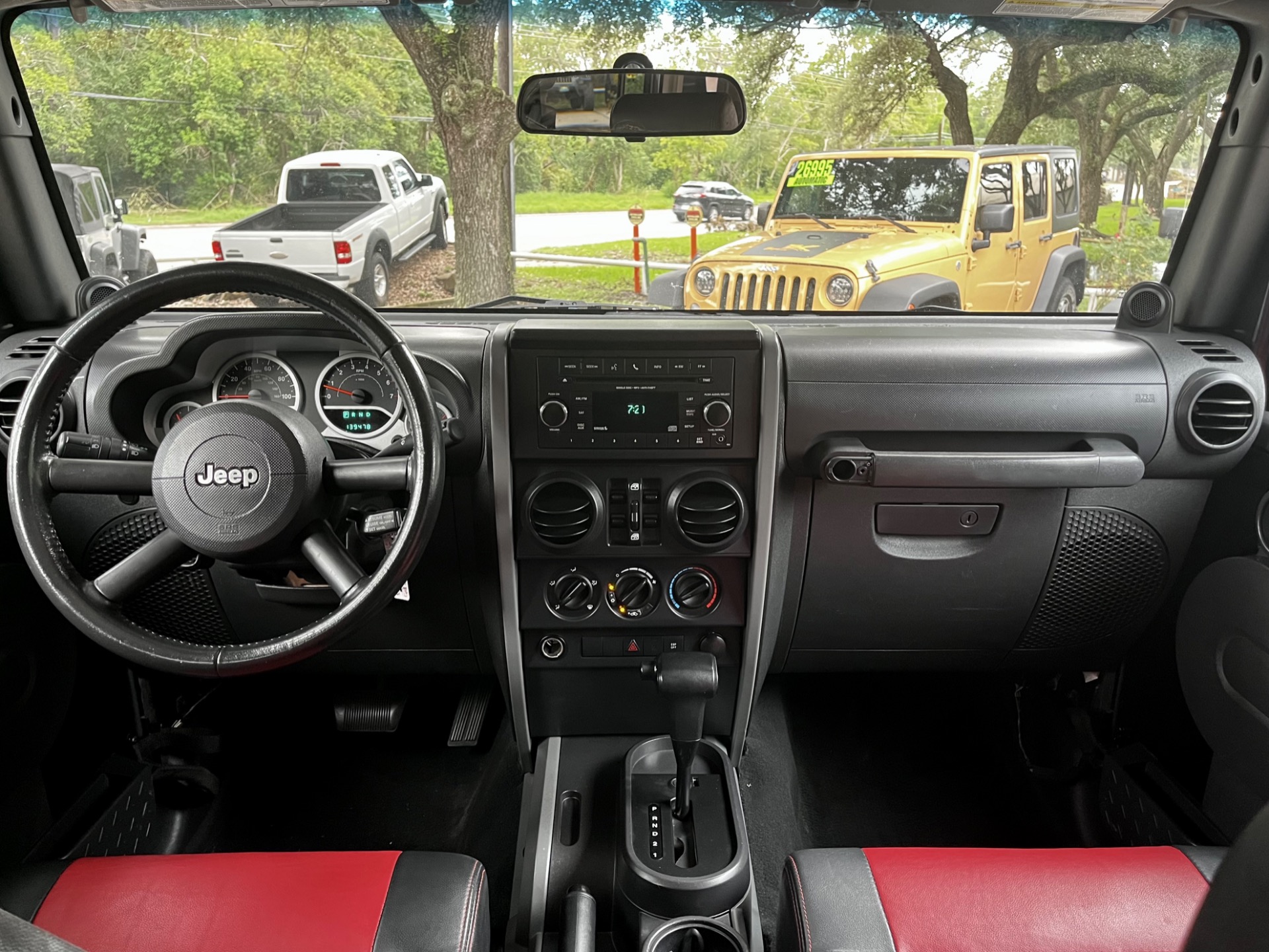 Used-2007-Jeep-Wrangler-Unlimited-Sahara