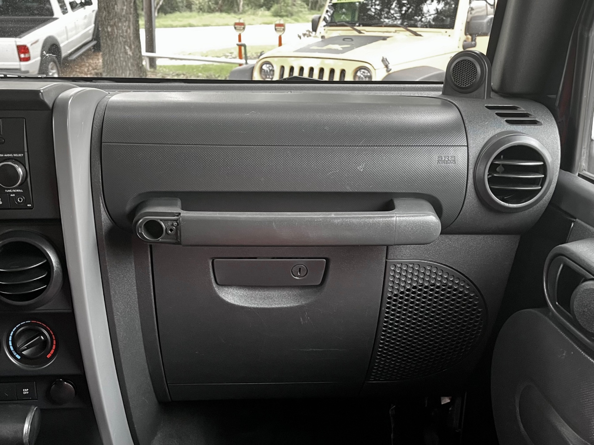 Used-2007-Jeep-Wrangler-Unlimited-Sahara