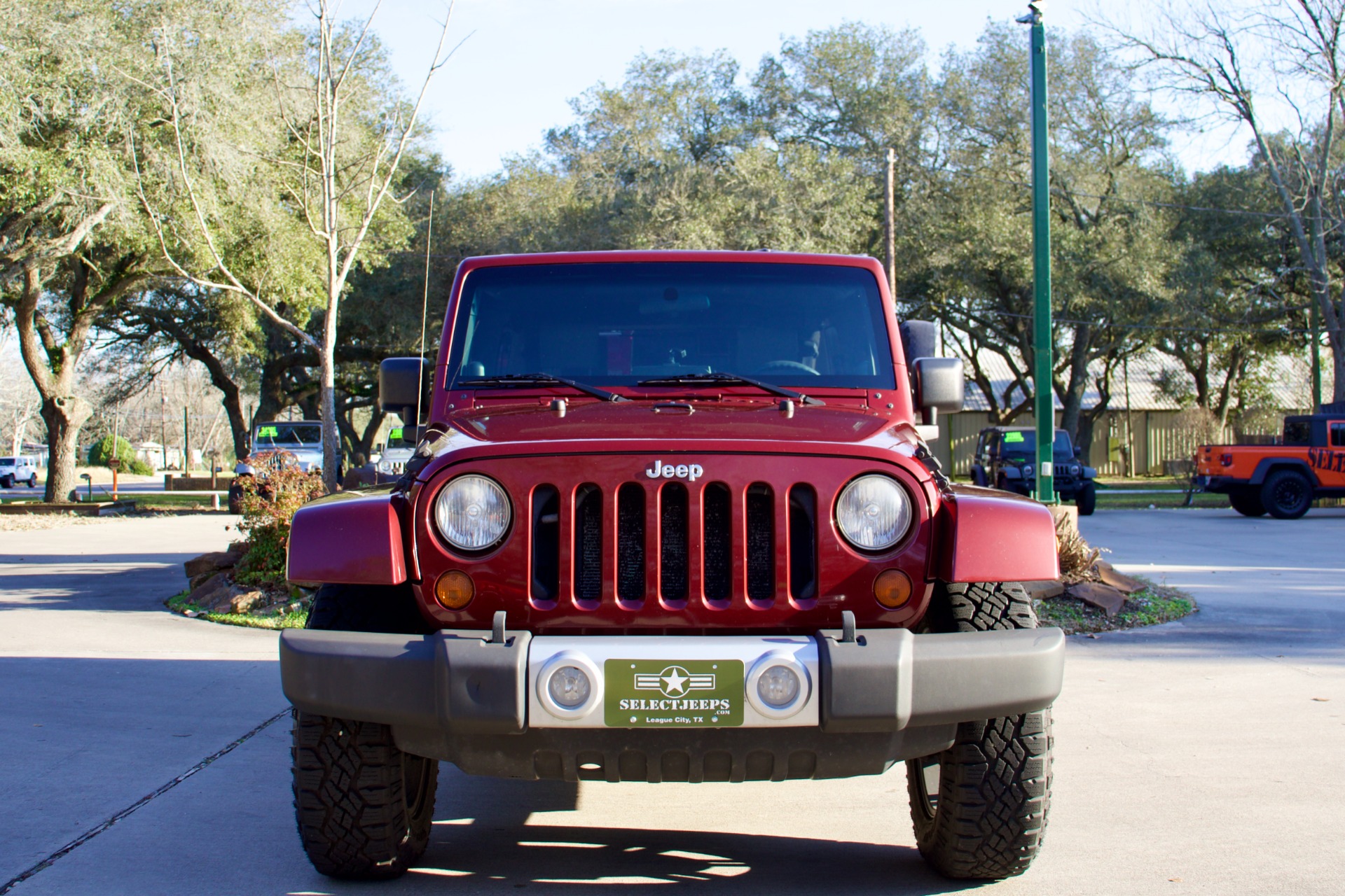 Used-2010-Jeep-Wrangler-Unlimited-Sahara
