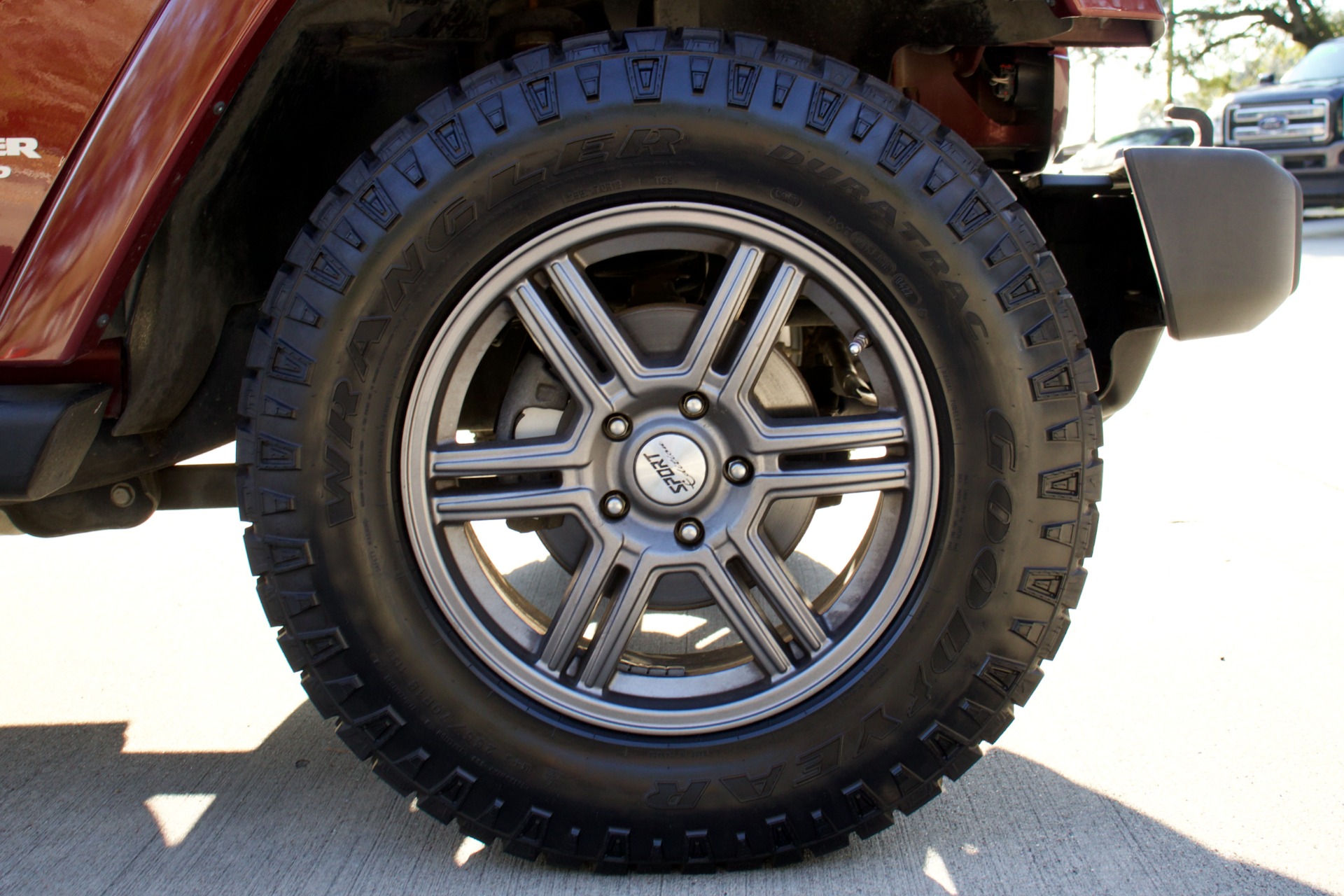 Used-2010-Jeep-Wrangler-Unlimited-Sahara