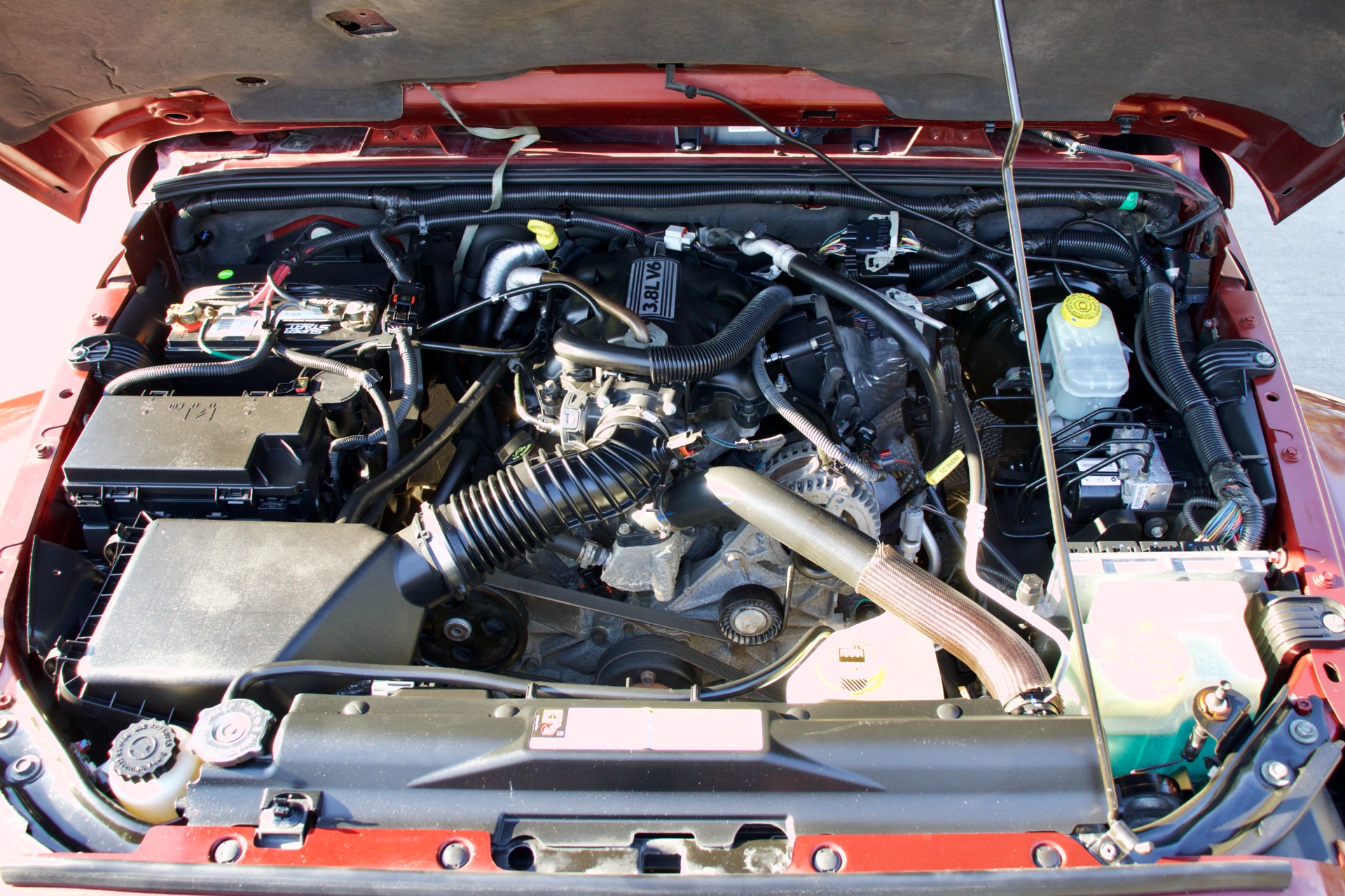 Used-2010-Jeep-Wrangler-Unlimited-Sahara