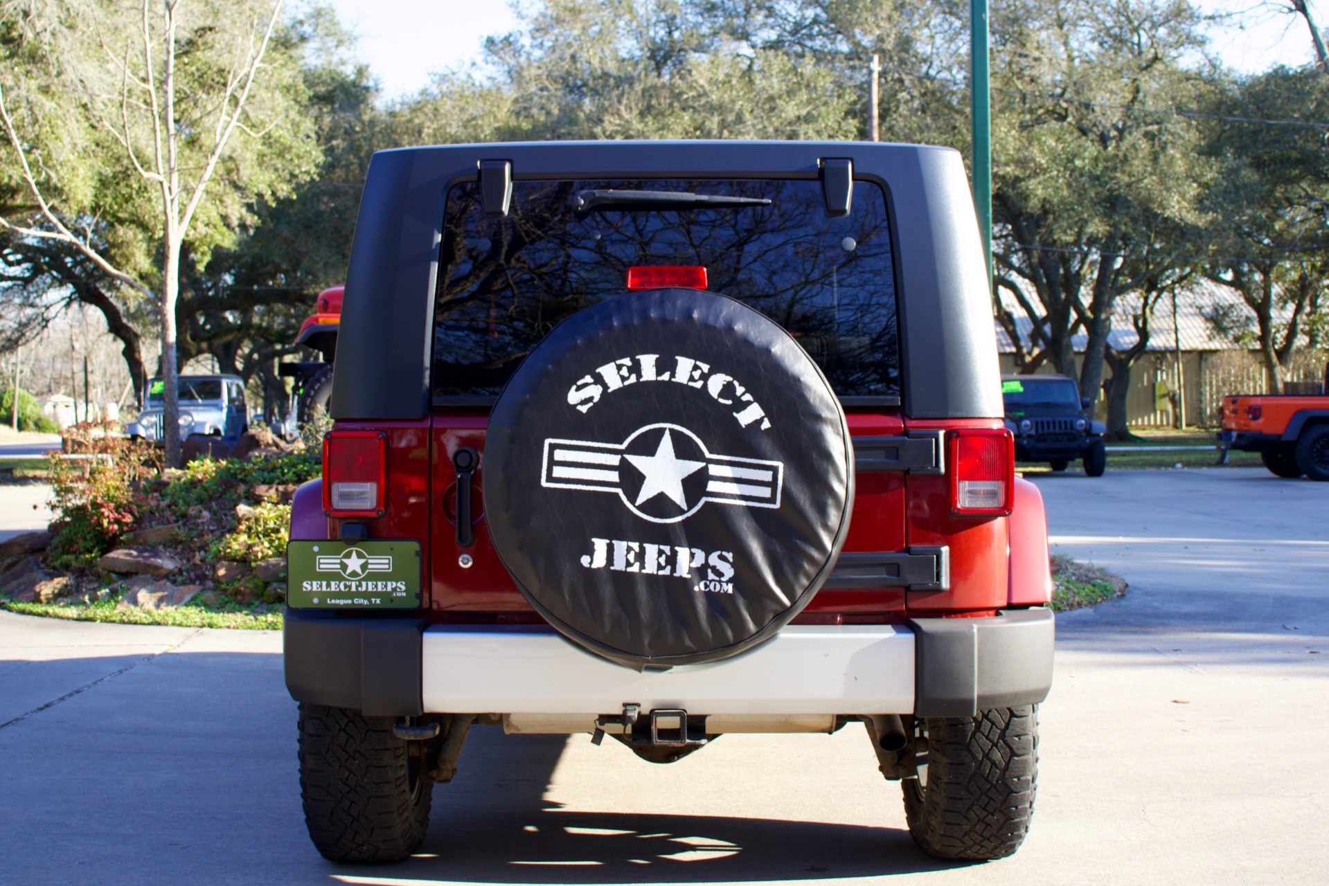 Used-2010-Jeep-Wrangler-Unlimited-Sahara