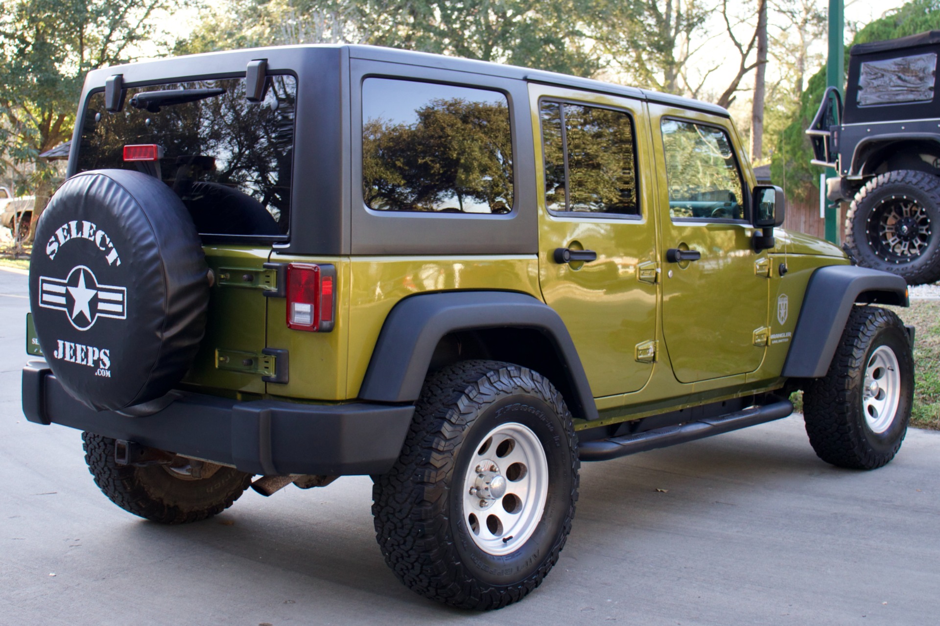 Used-2008-Jeep-Wrangler-Unlimited-X