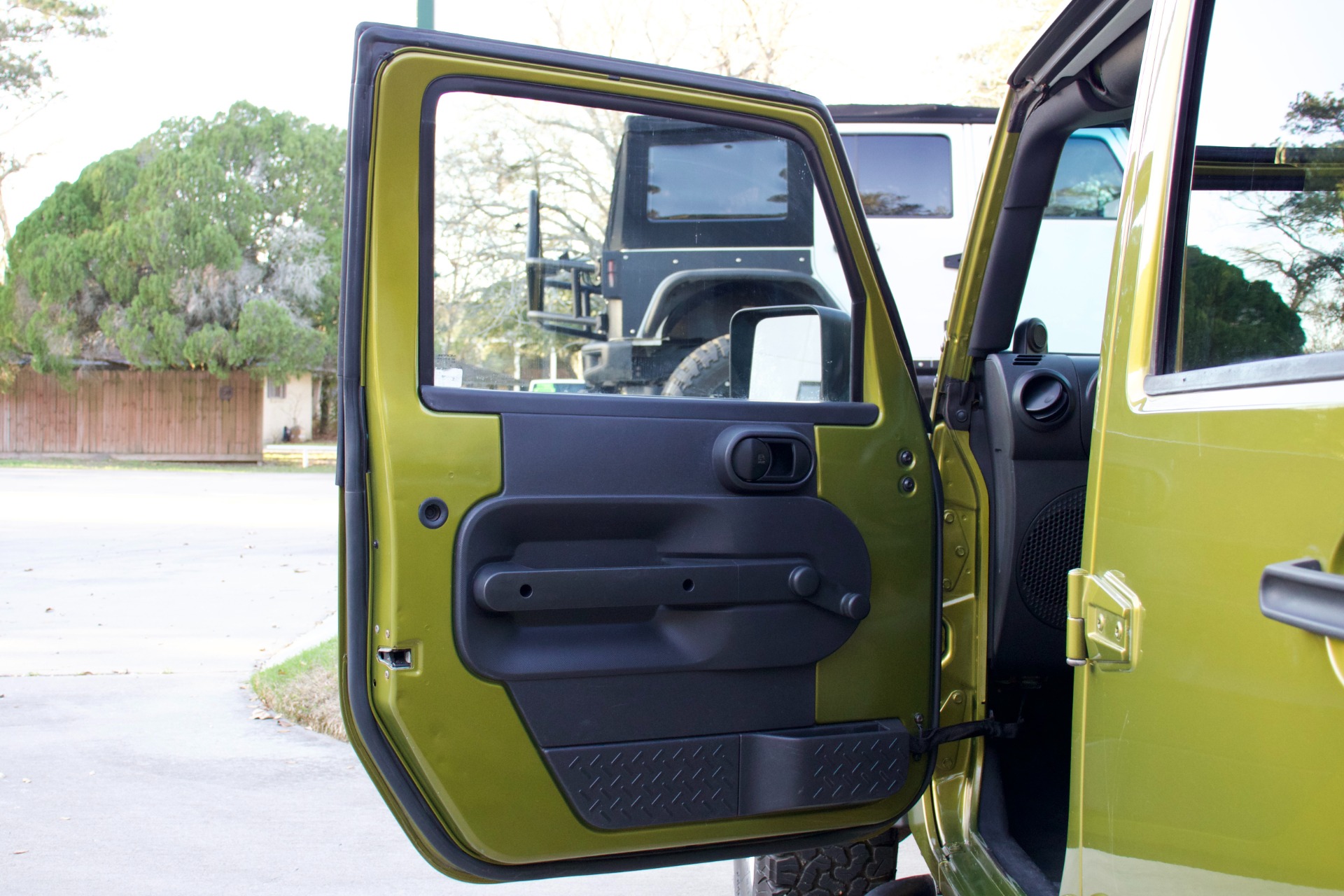 Used-2008-Jeep-Wrangler-Unlimited-X