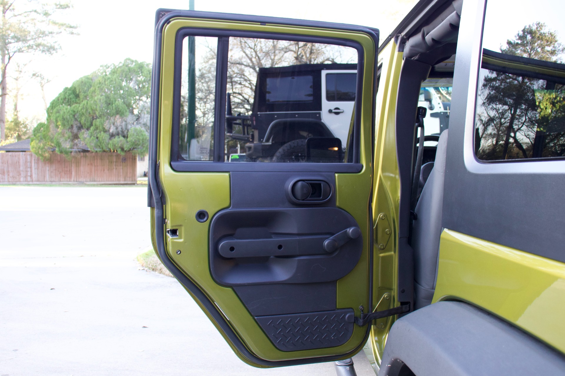 Used-2008-Jeep-Wrangler-Unlimited-X