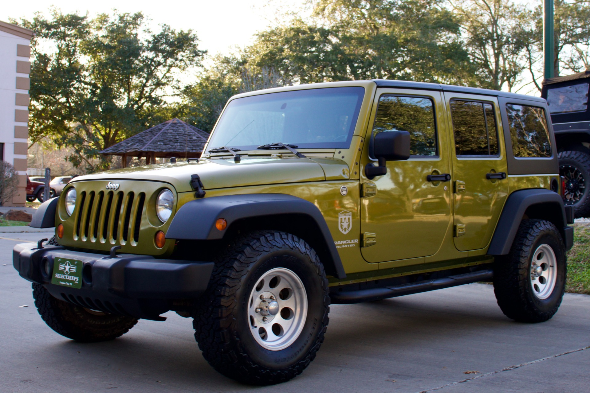 Used-2008-Jeep-Wrangler-Unlimited-X