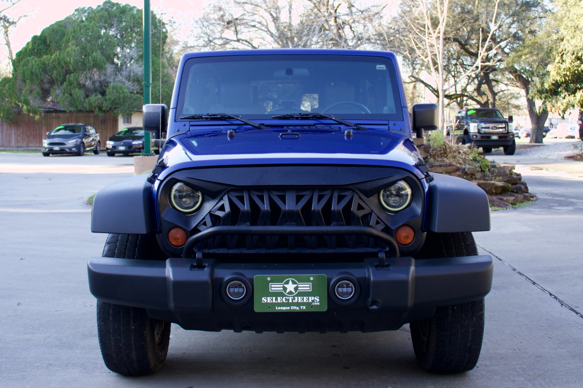 Used-2009-Jeep-Wrangler-Unlimited-X