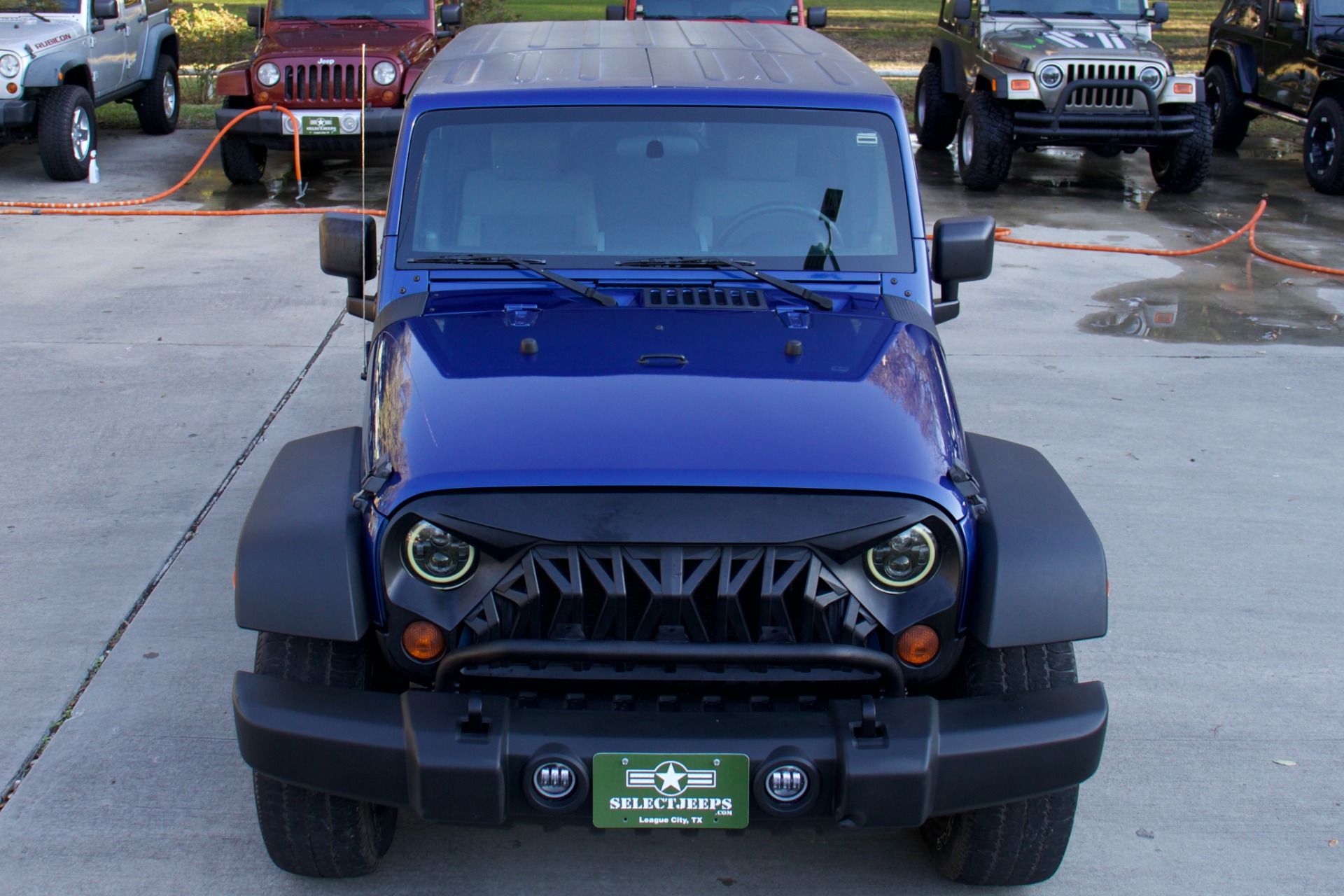 Used-2009-Jeep-Wrangler-Unlimited-X