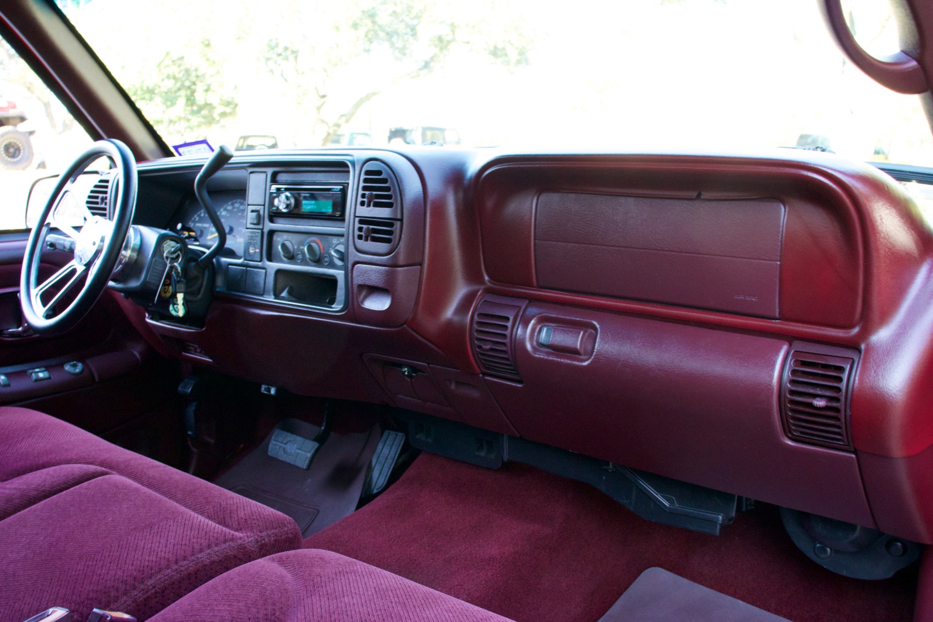 Used-1998-GMC-Sierra-1500-SLT