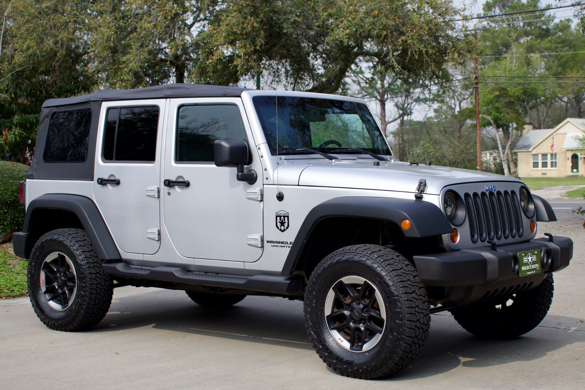 Used-2010-Jeep-Wrangler-Unlimited-Sport