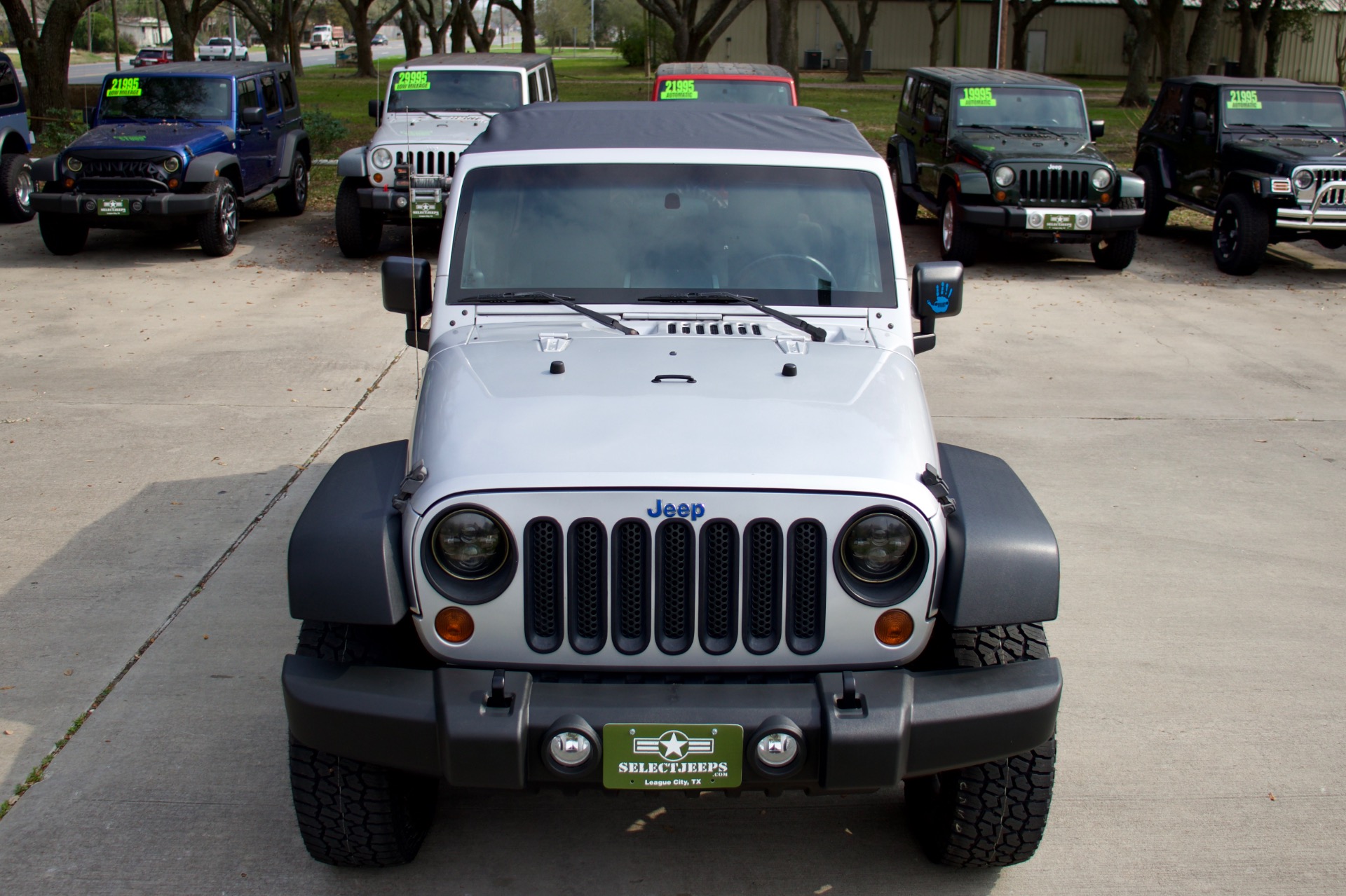 Used-2010-Jeep-Wrangler-Unlimited-Sport