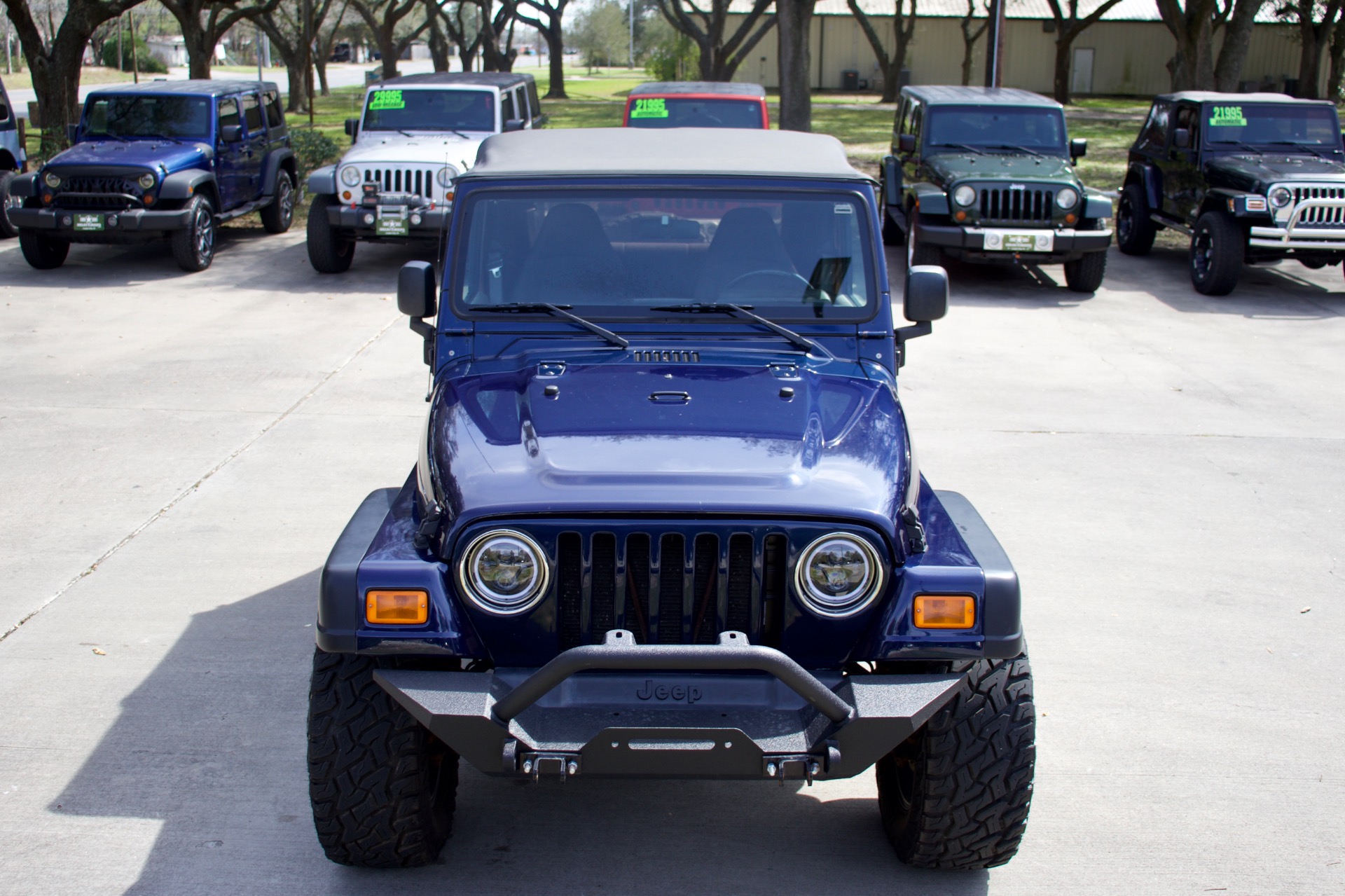 Used-2000-Jeep-Wrangler-Sport