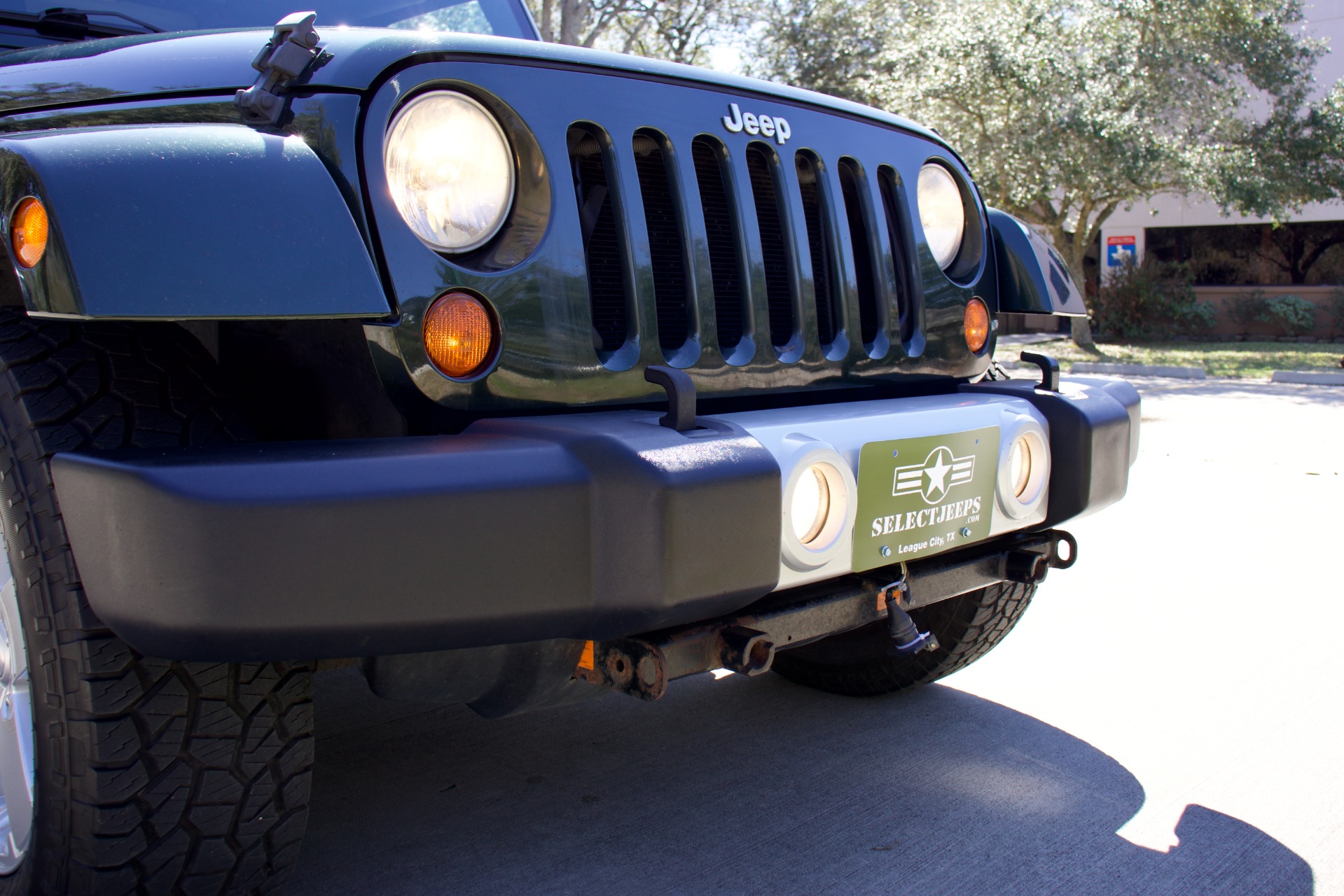 Used-2011-Jeep-Wrangler-Unlimited-Sahara