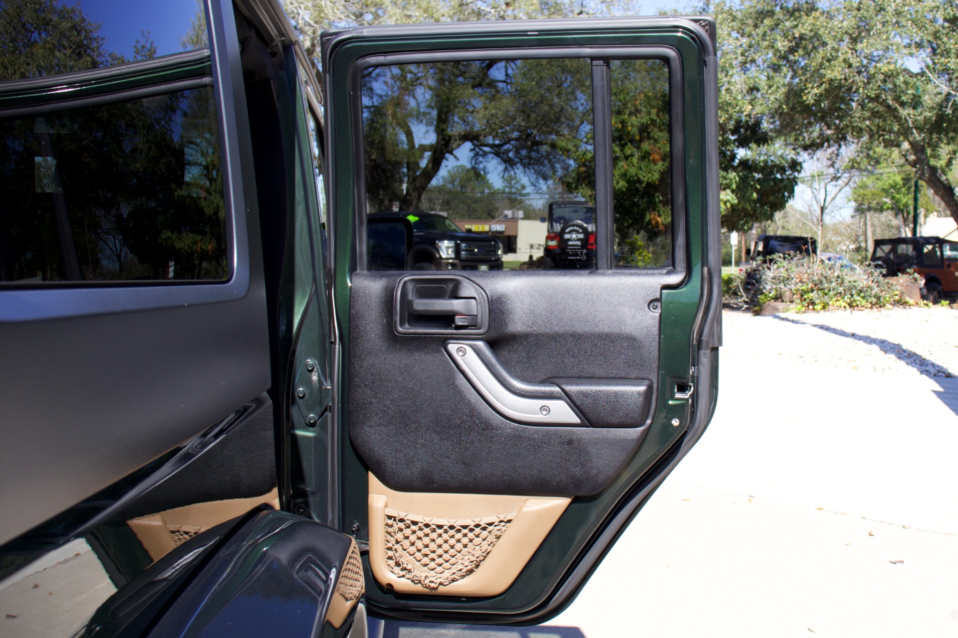 Used-2011-Jeep-Wrangler-Unlimited-Sahara