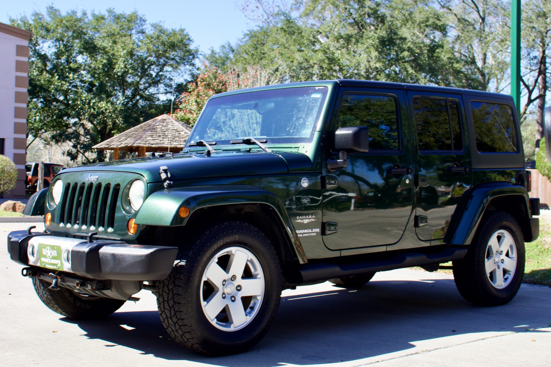 Used-2011-Jeep-Wrangler-Unlimited-Sahara