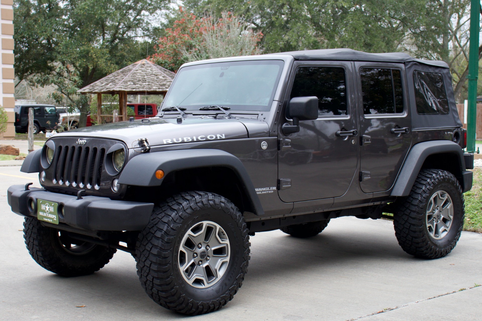 Used-2014-Jeep-Wrangler-Unlimited-Rubicon