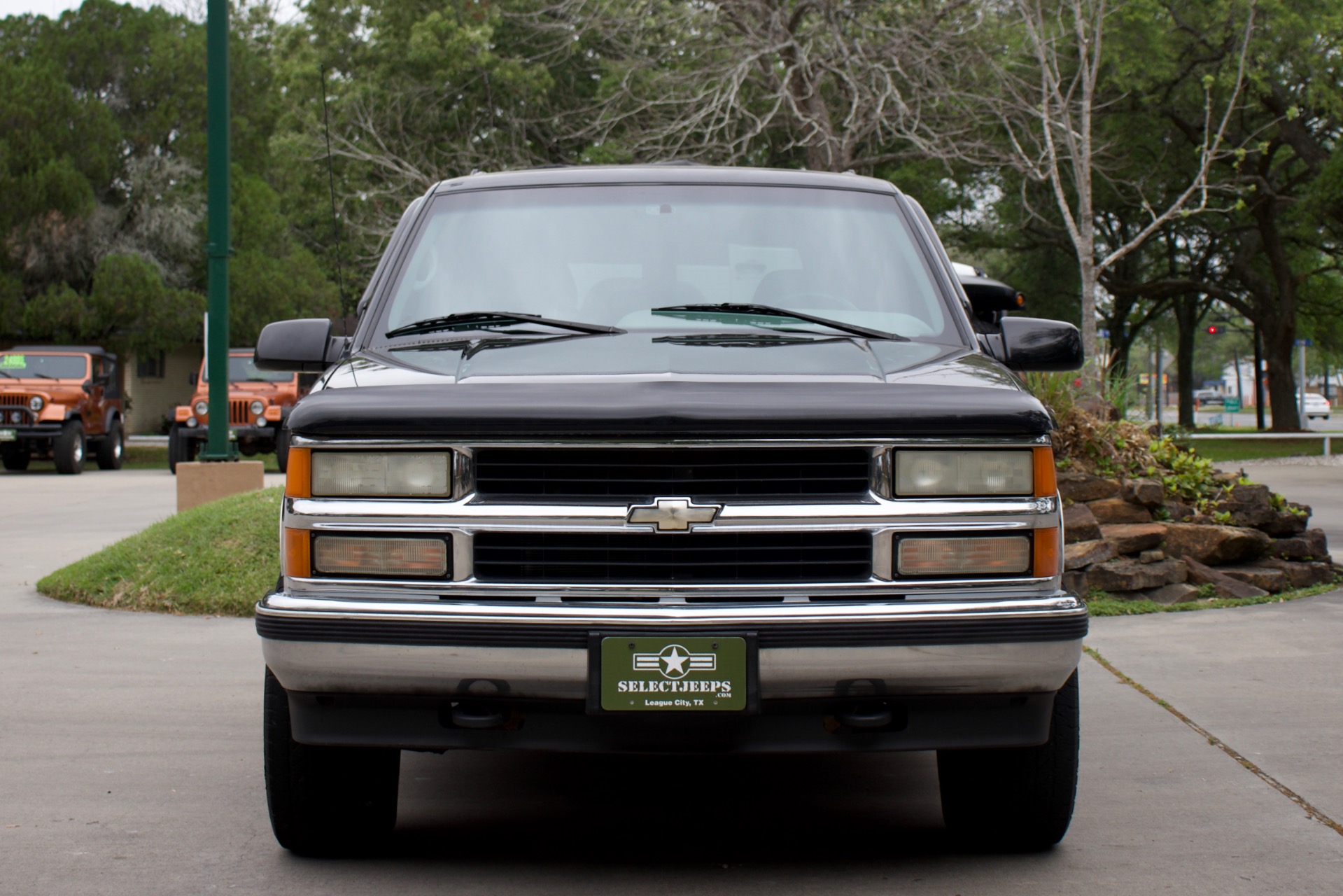 Used-1996-Chevrolet-Tahoe-LT