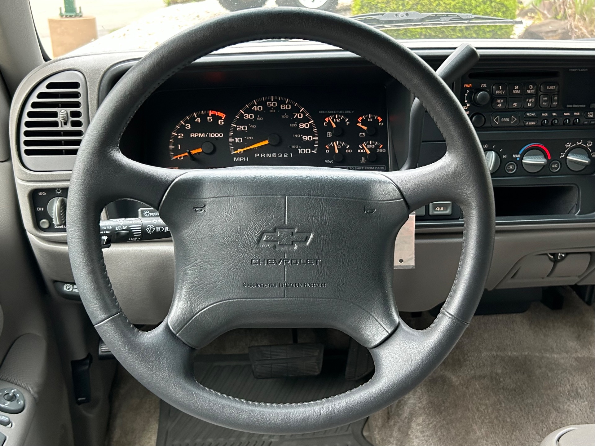 Used-1996-Chevrolet-Tahoe-LT