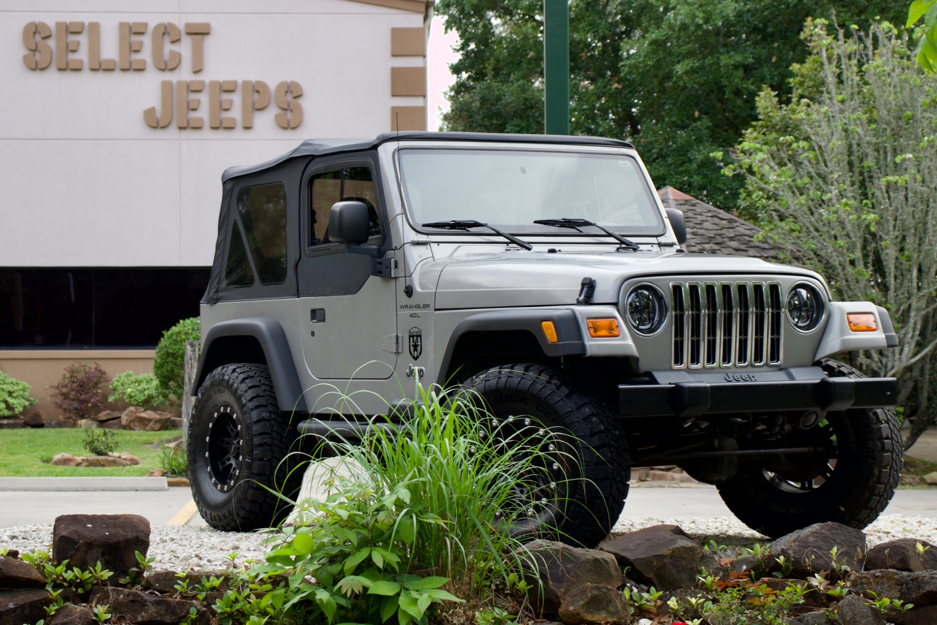 Used-2000-Jeep-Wrangler-Sport