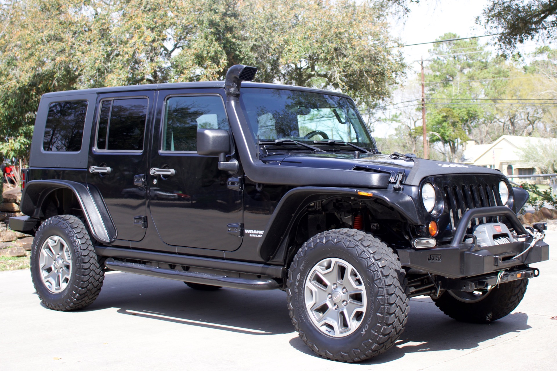 Used-2009-Jeep-Wrangler-Unlimited-Rubicon