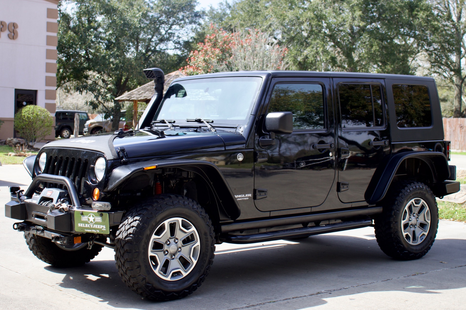 Used-2009-Jeep-Wrangler-Unlimited-Rubicon