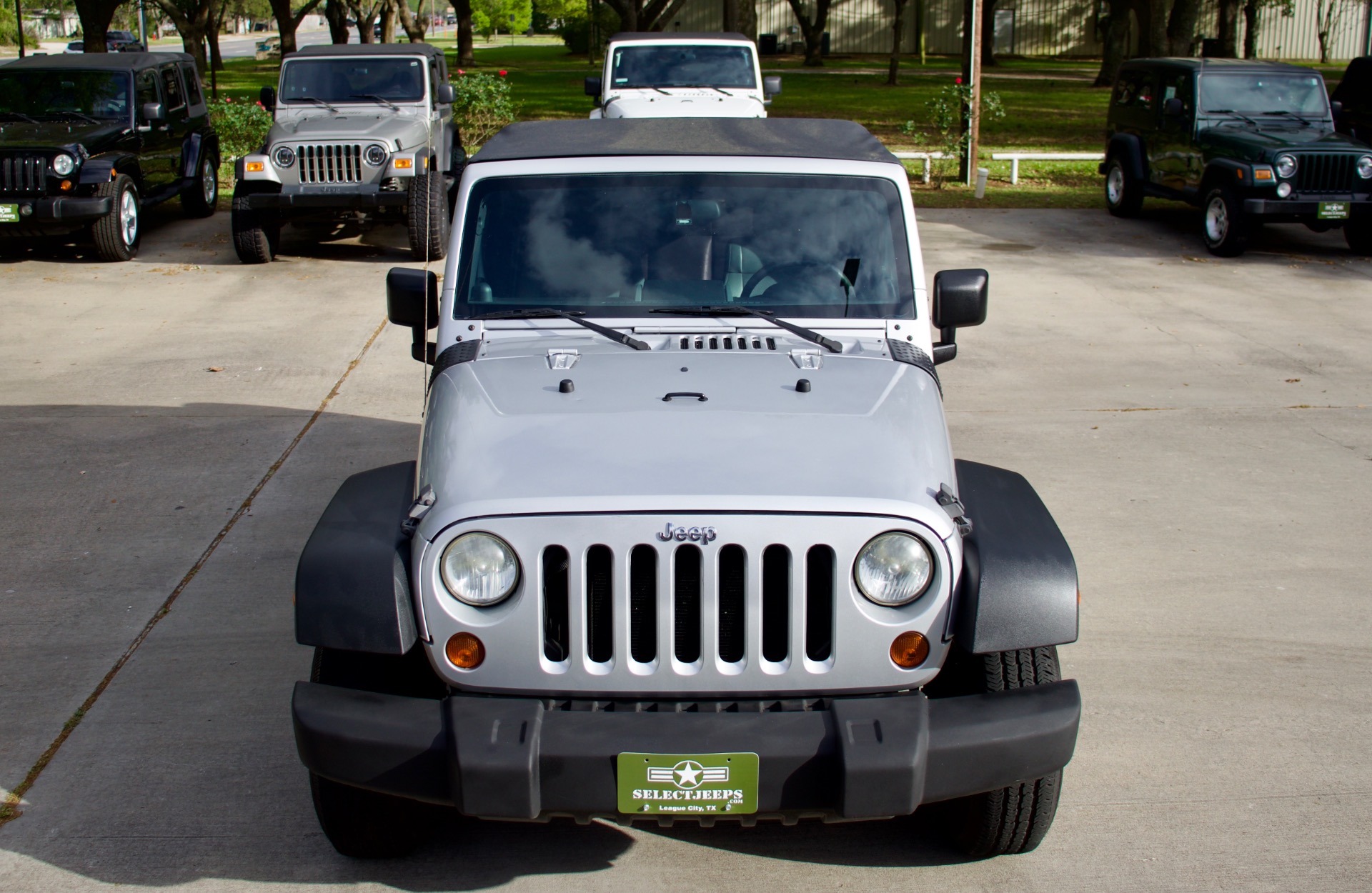 Used-2009-Jeep-Wrangler-X