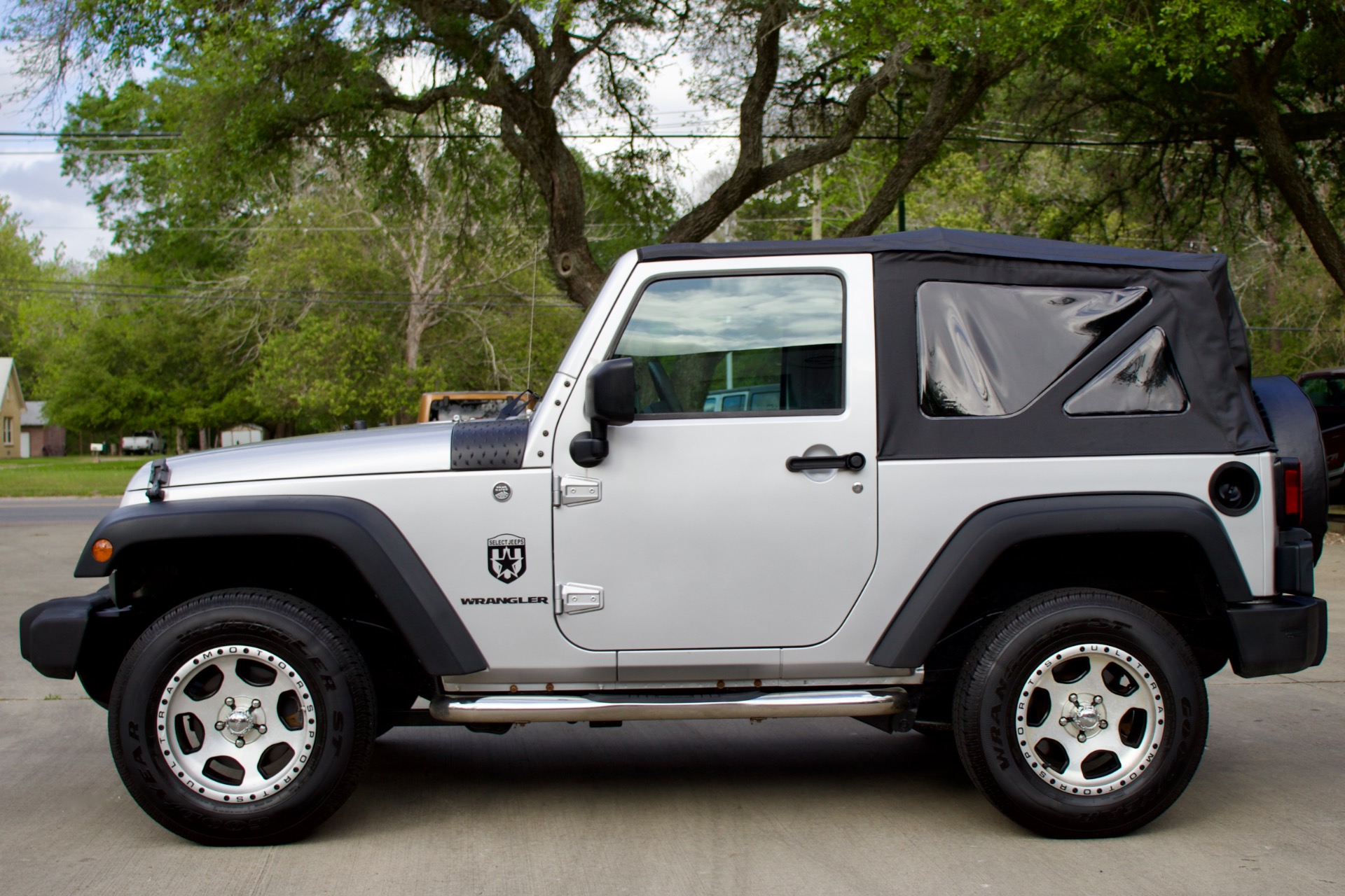 Used-2009-Jeep-Wrangler-X