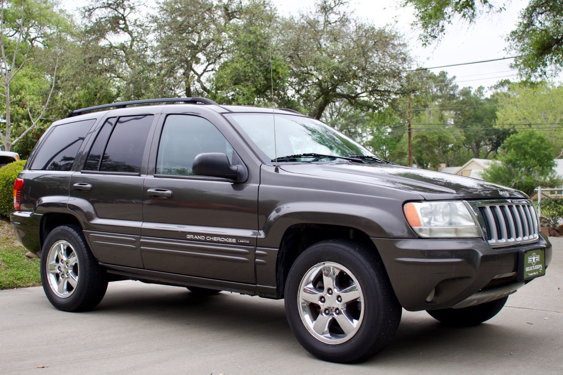 Used-2004-Jeep-Grand-Cherokee-Limited