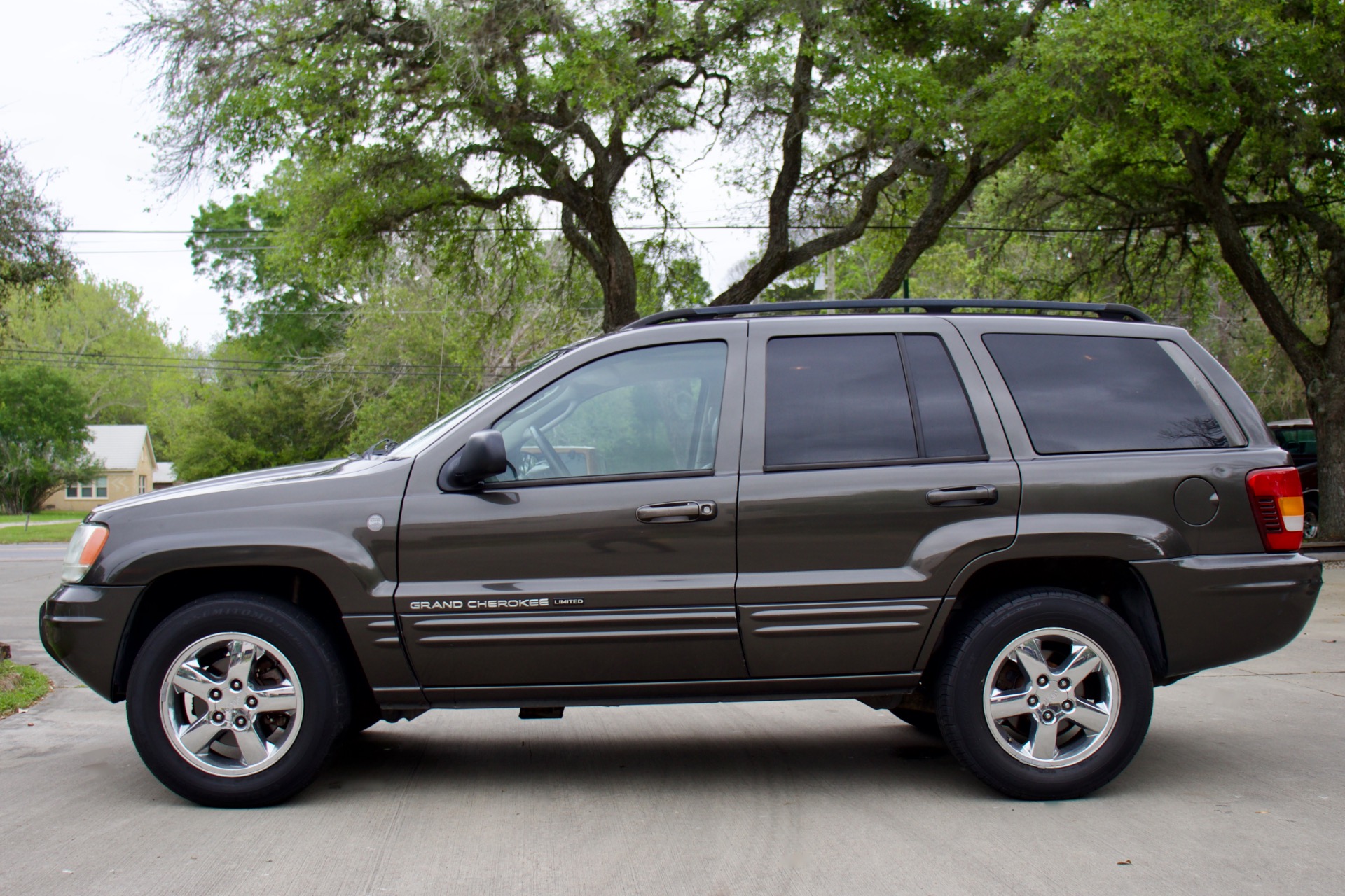 Used-2004-Jeep-Grand-Cherokee-Limited