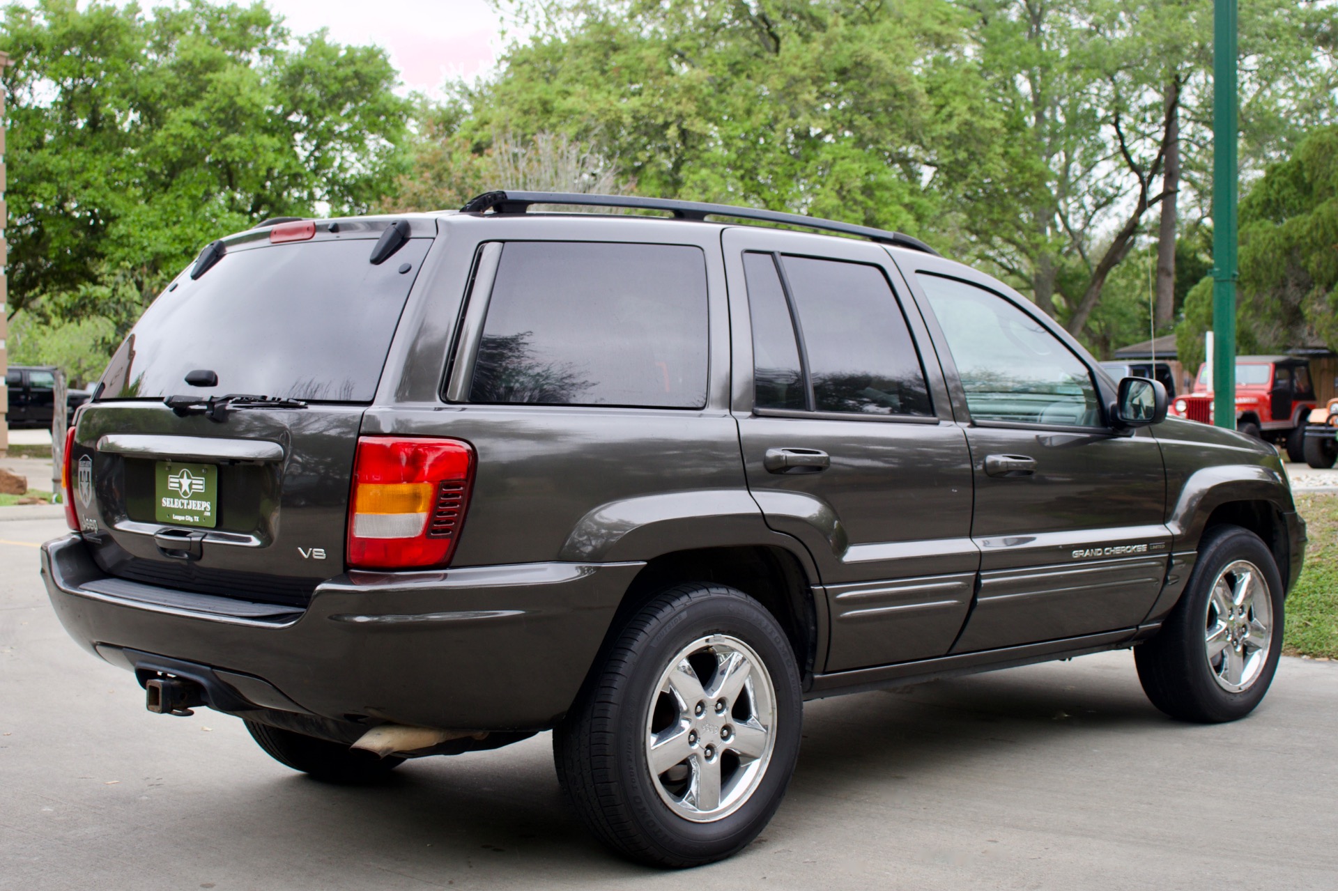 Used-2004-Jeep-Grand-Cherokee-Limited