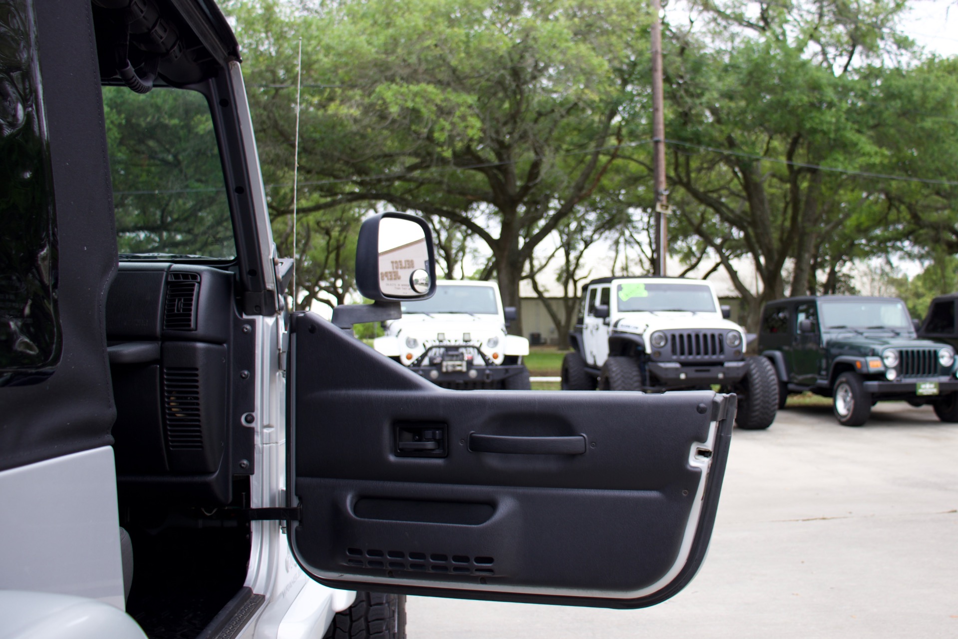 Used-2005-Jeep-Wrangler-X