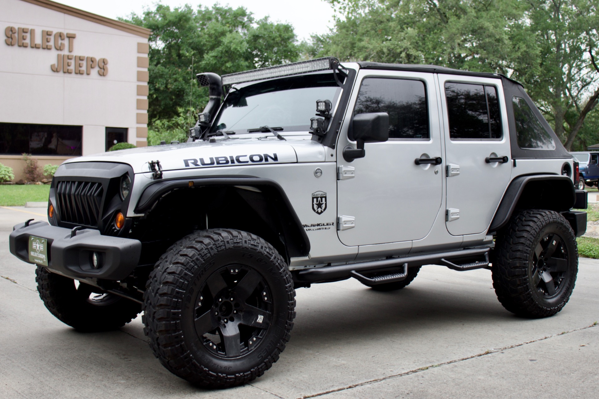 Used-2011-Jeep-Wrangler-Unlimited-Rubicon