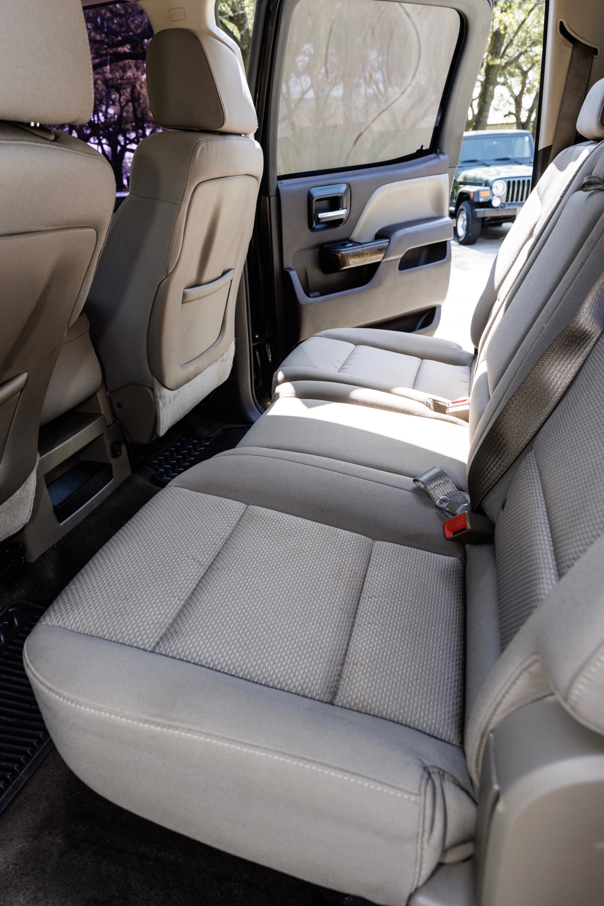 Used-2014-Chevrolet-Silverado-1500-LT