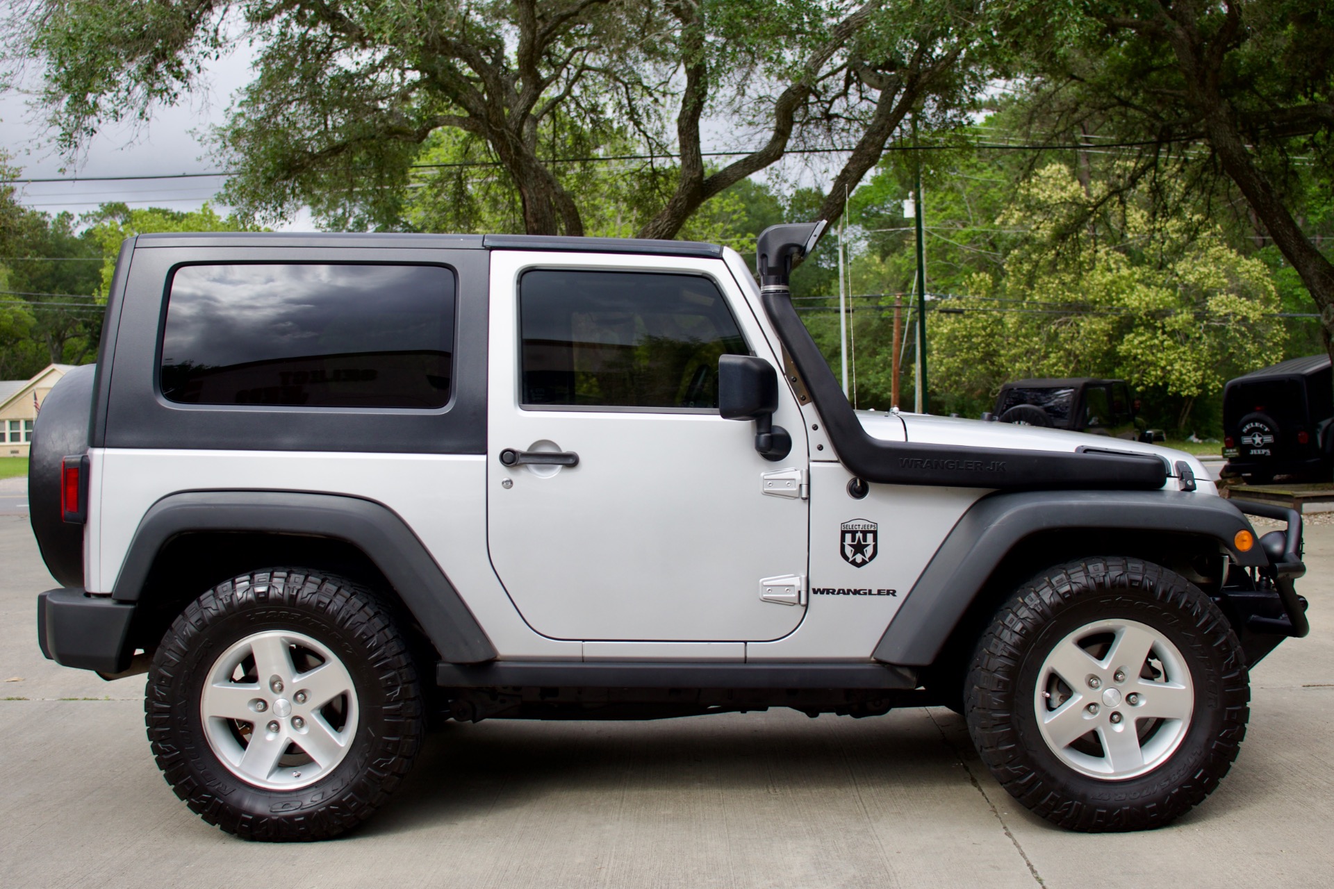 Used-2009-Jeep-Wrangler-Rubicon