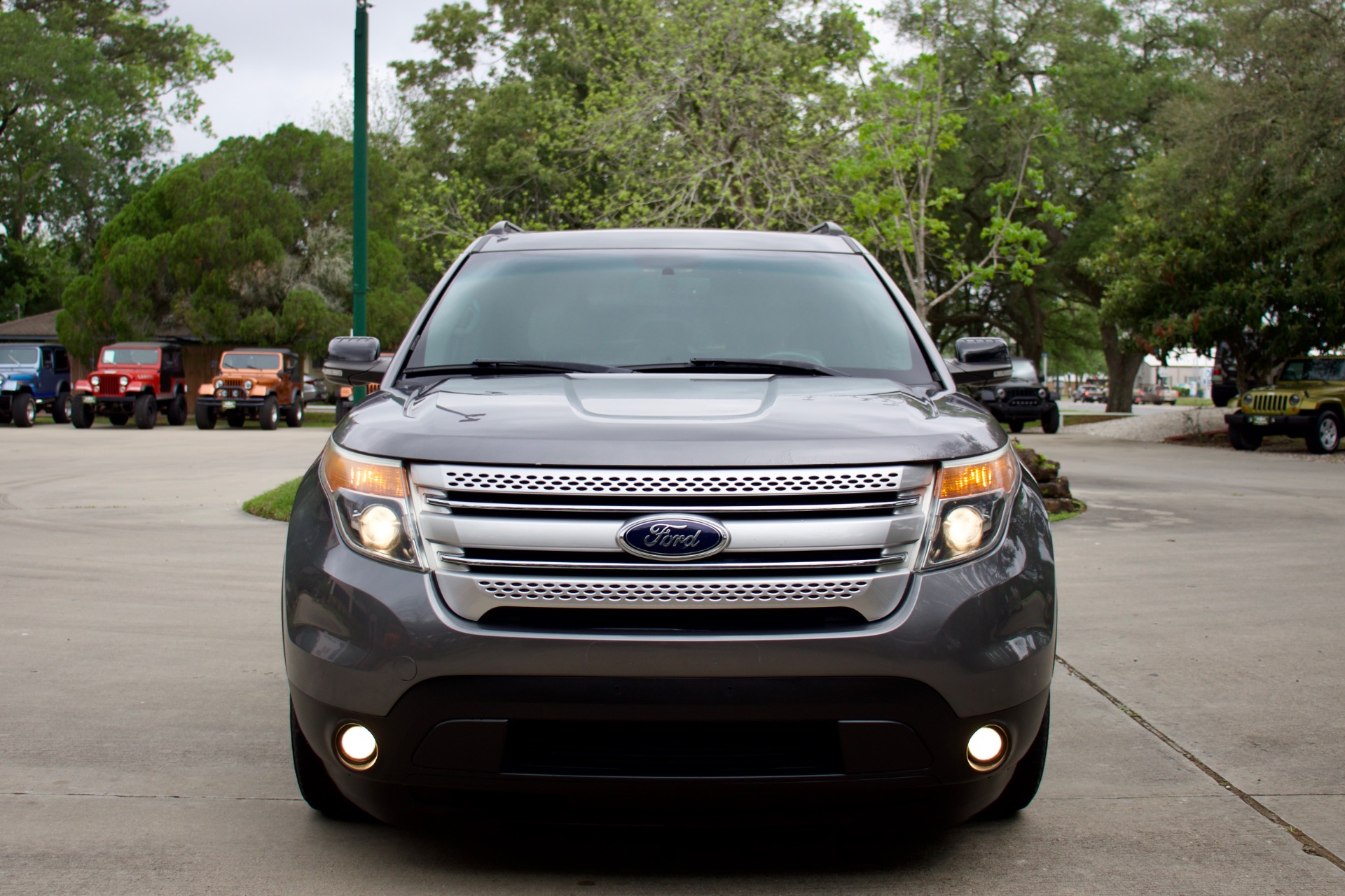 Used-2013-Ford-Explorer-XLT